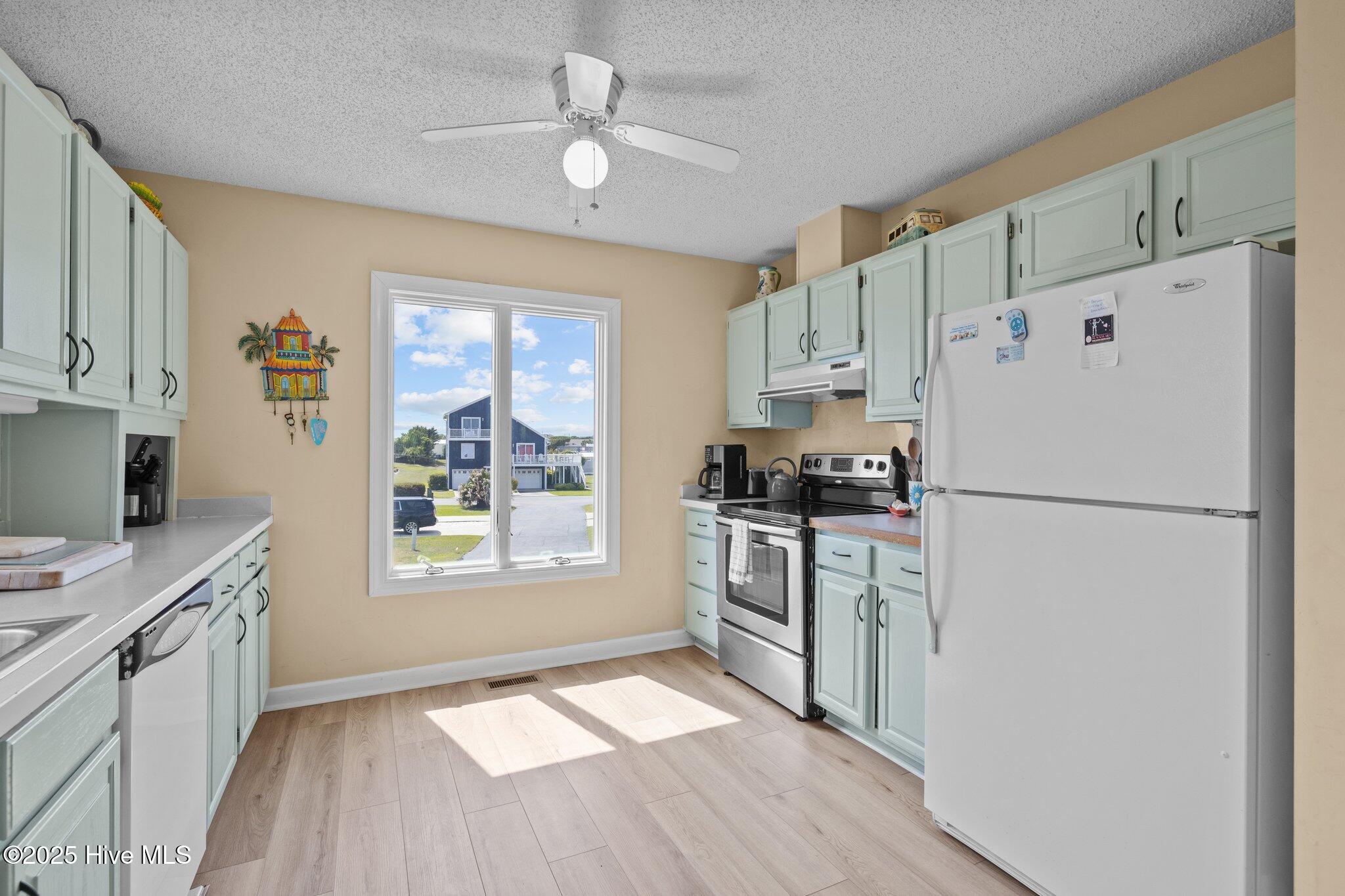 105 Island Quay Court