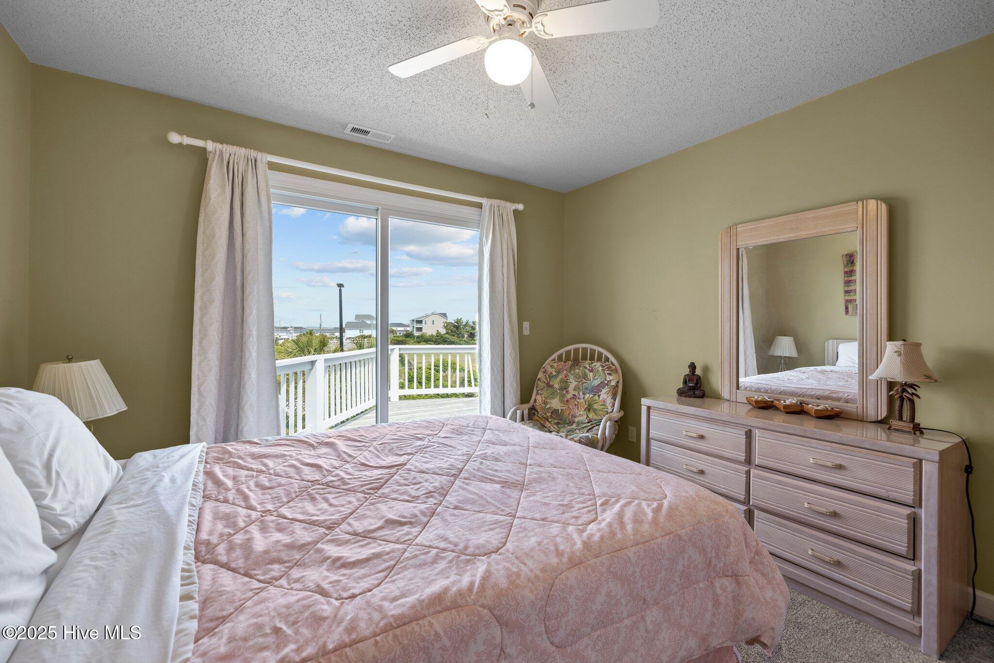 105 Island Quay Court