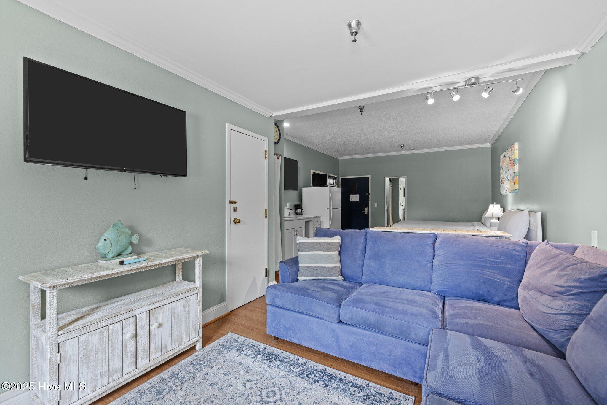 602 W Ft Macon Road, 135