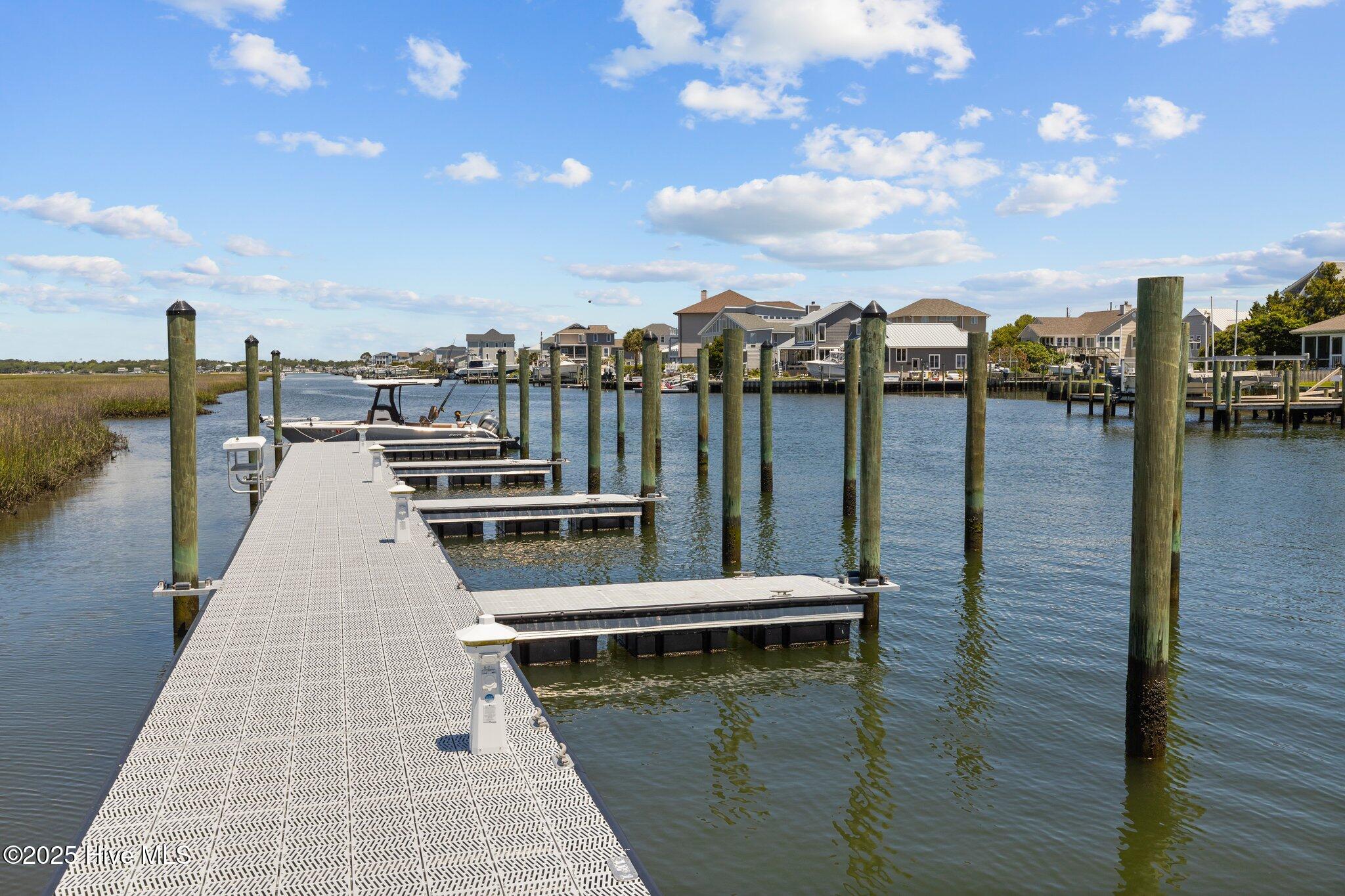602 W Ft Macon Road, 135