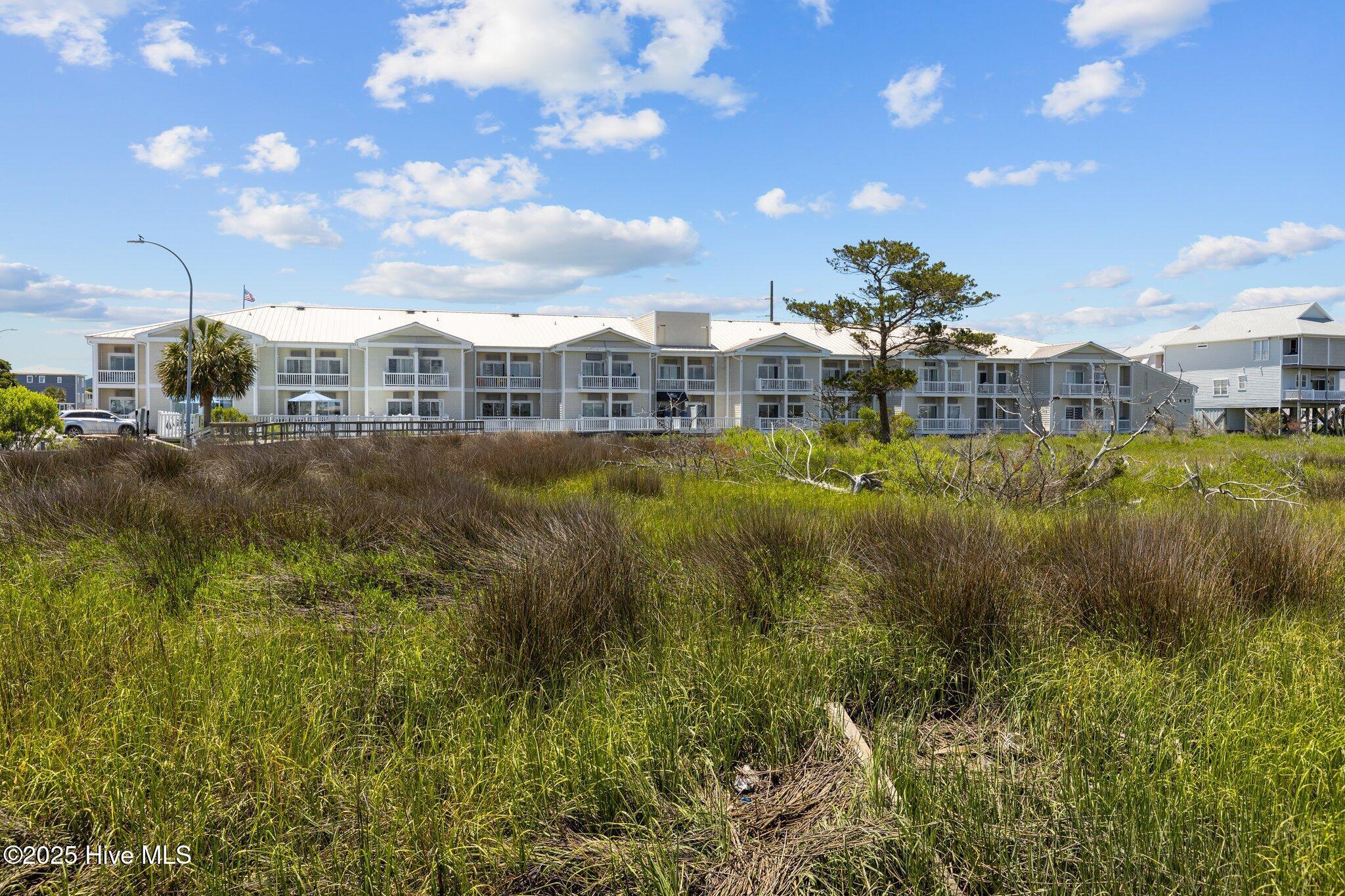 602 W Ft Macon Road, 135