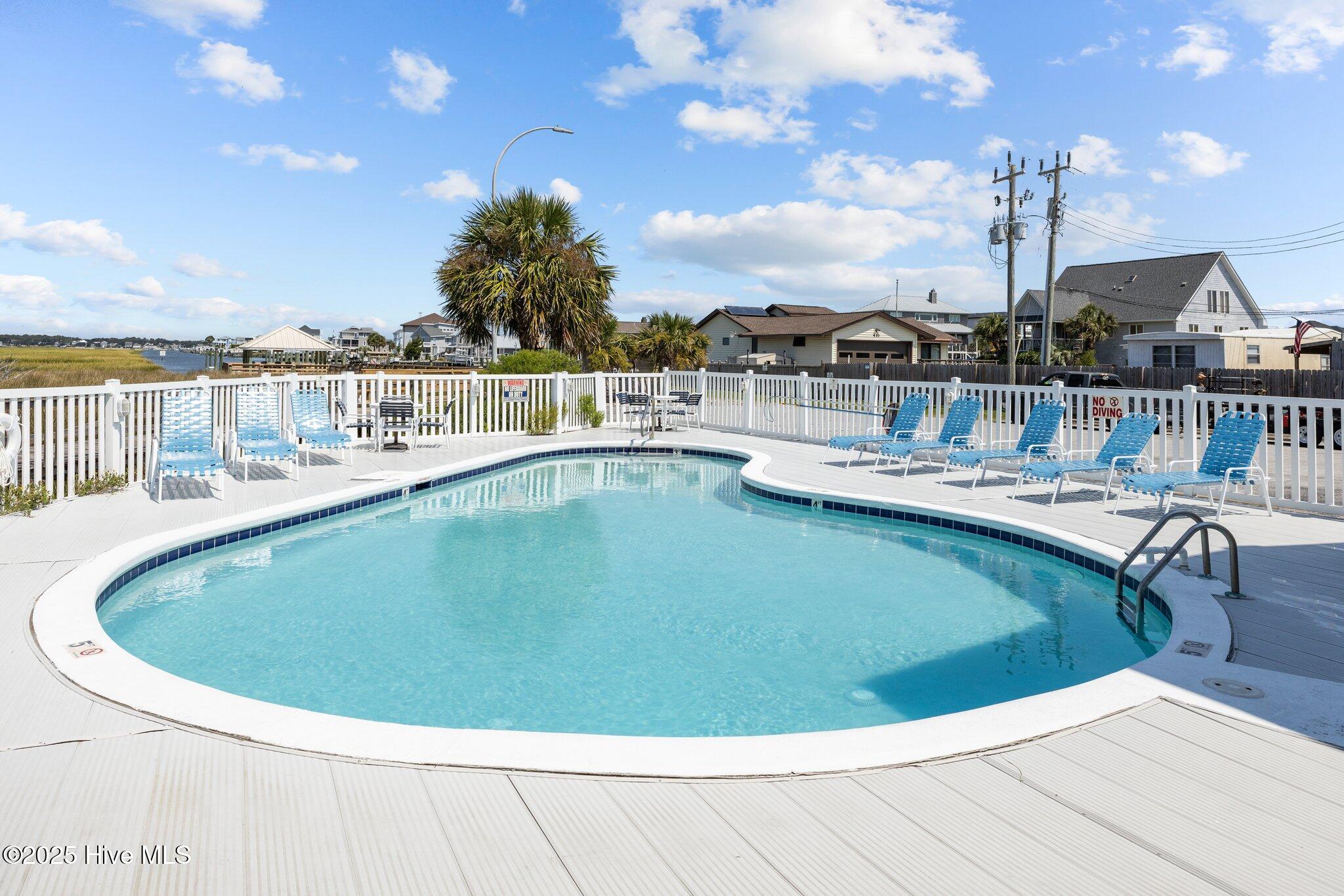 602 W Ft Macon Road, 135