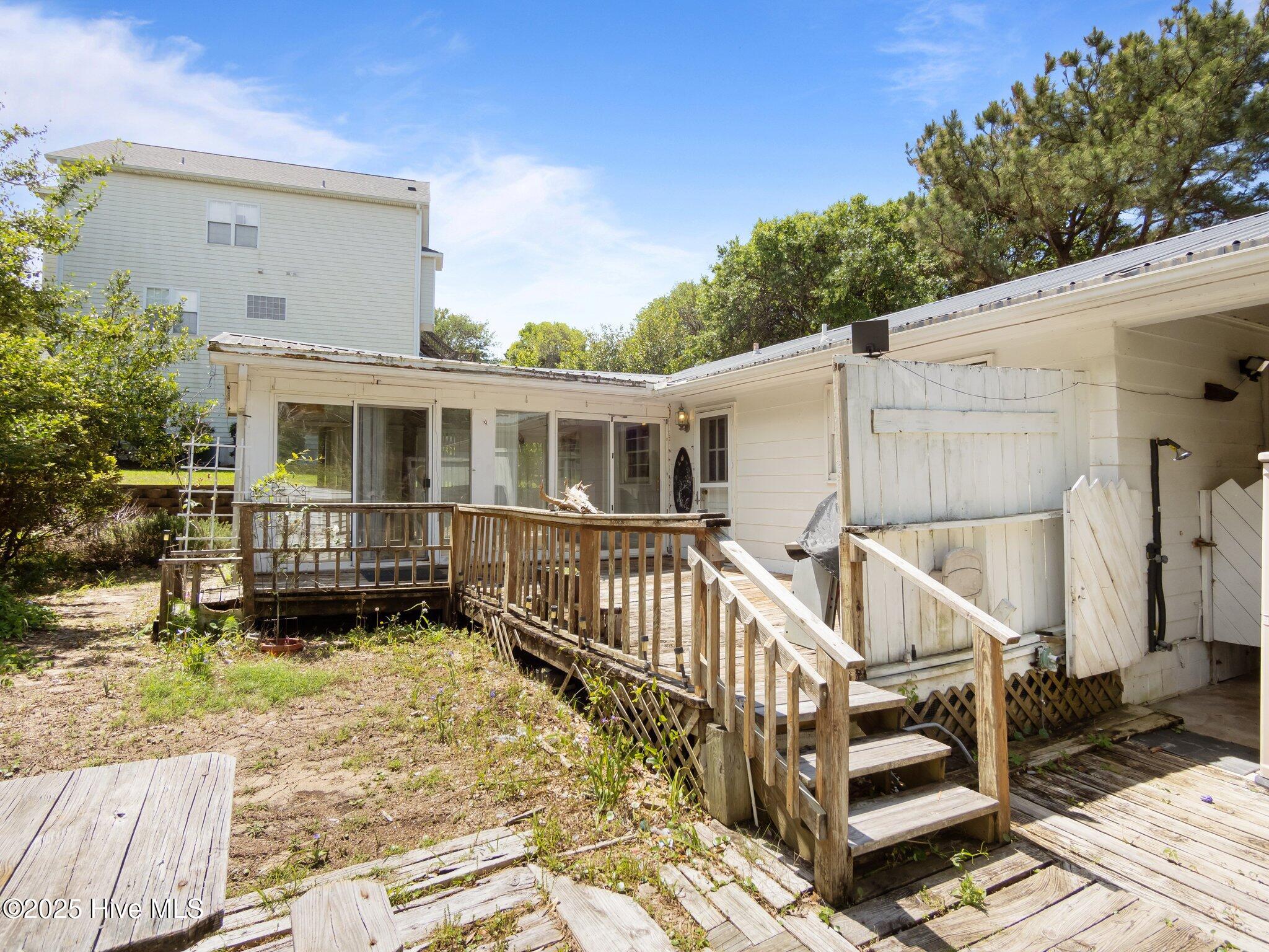 204 Cedar Street