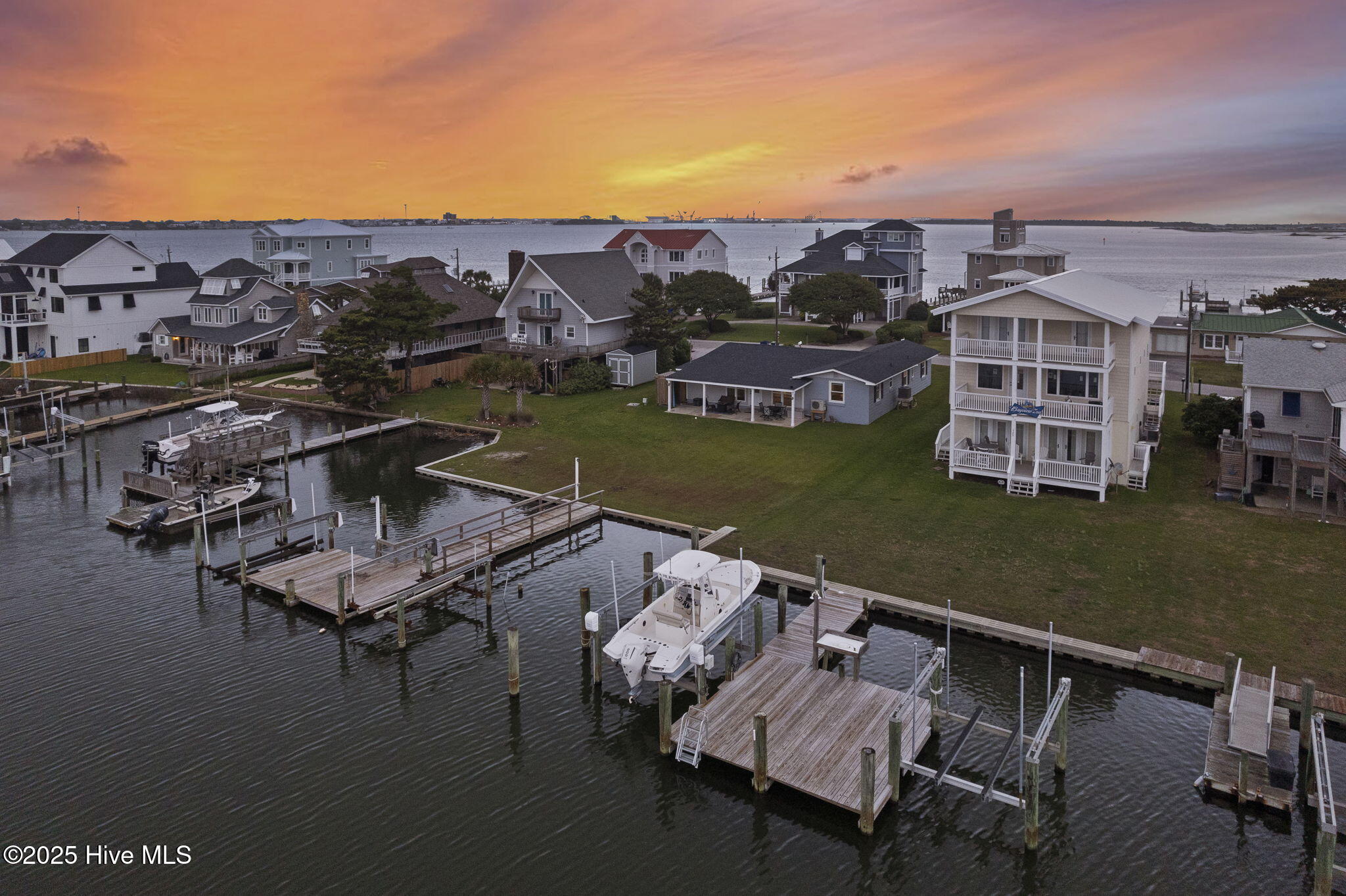 145 Bayview Boulevard