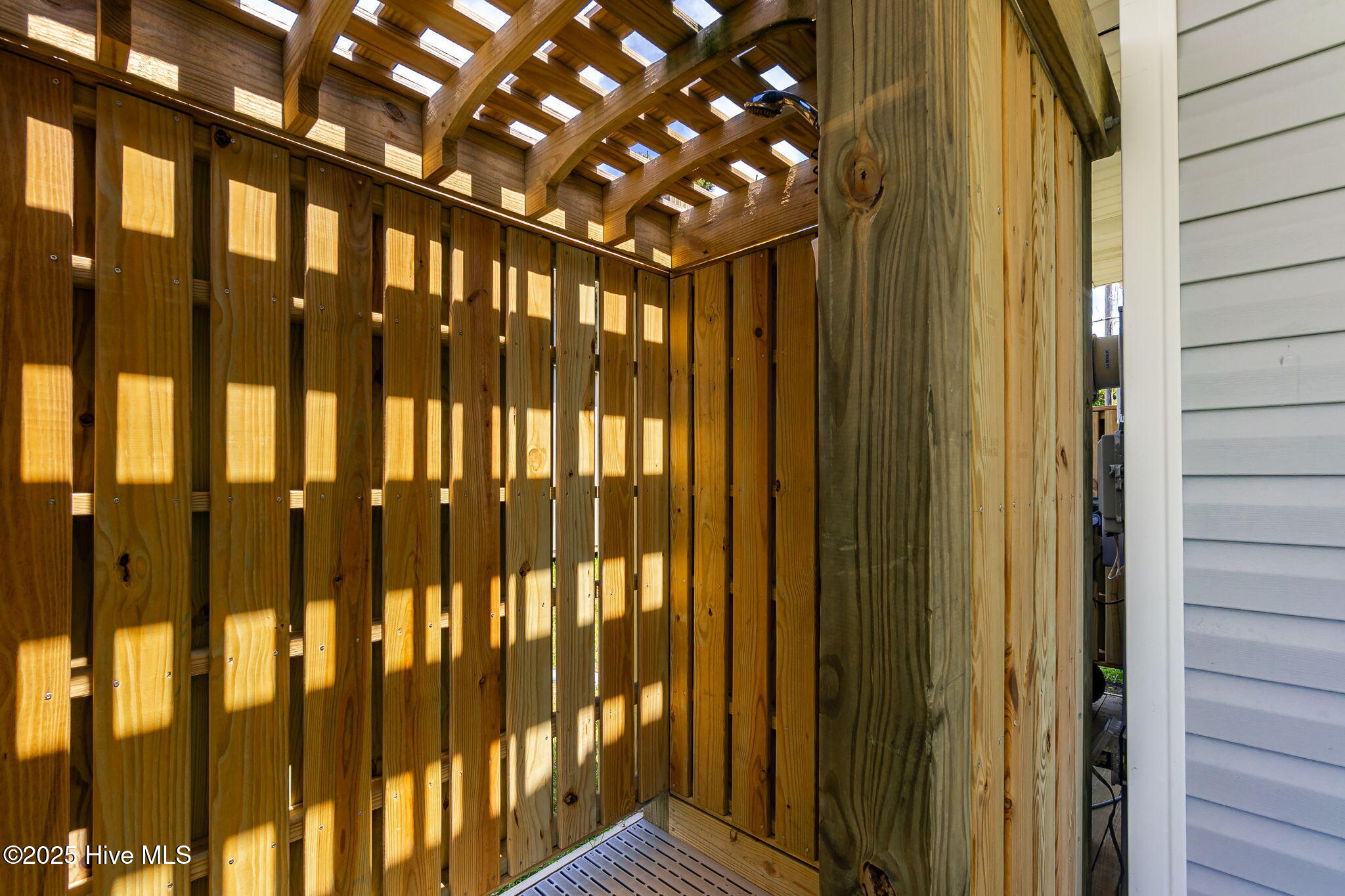 145 Bayview Boulevard