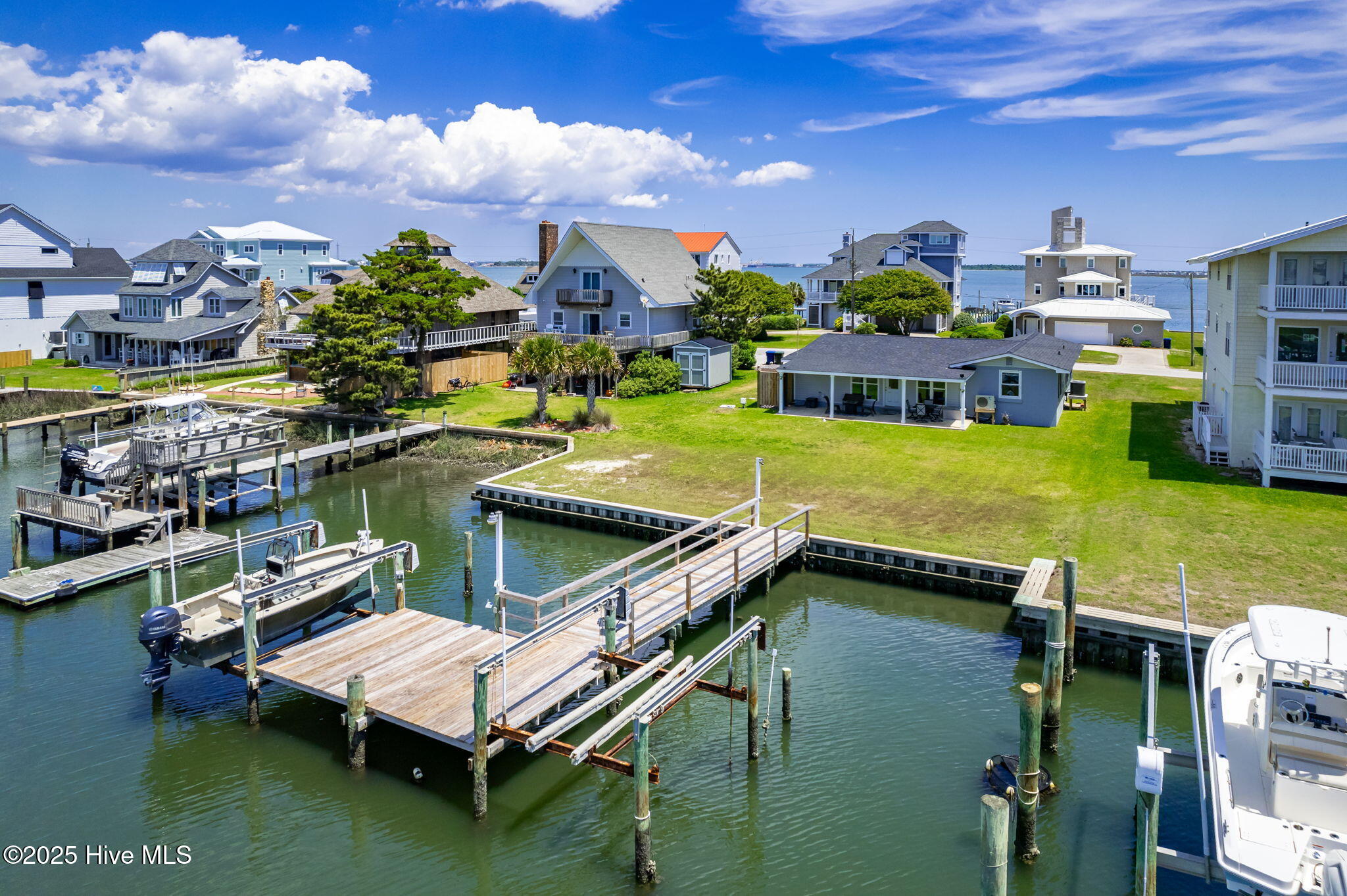 145 Bayview Boulevard