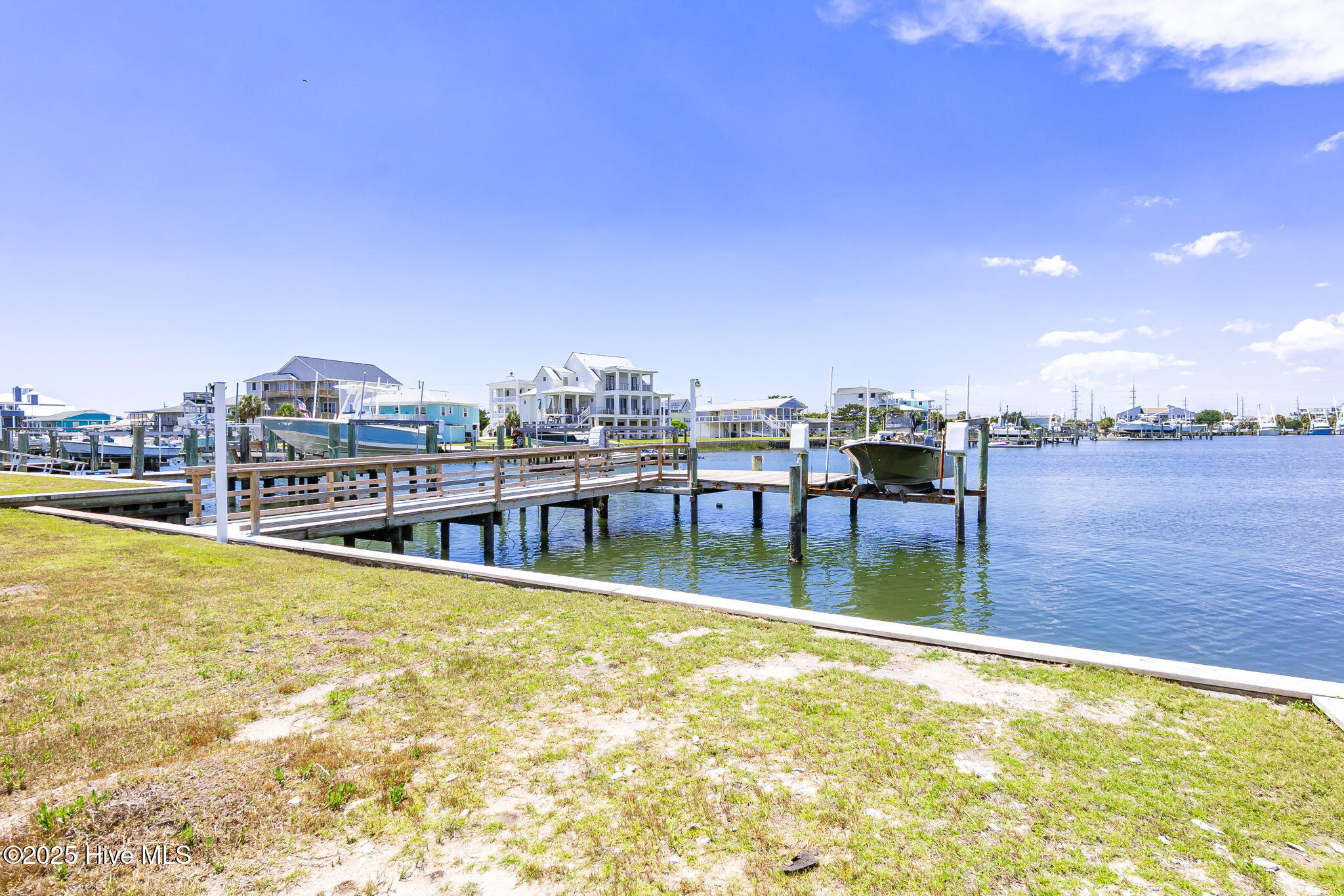 145 Bayview Boulevard