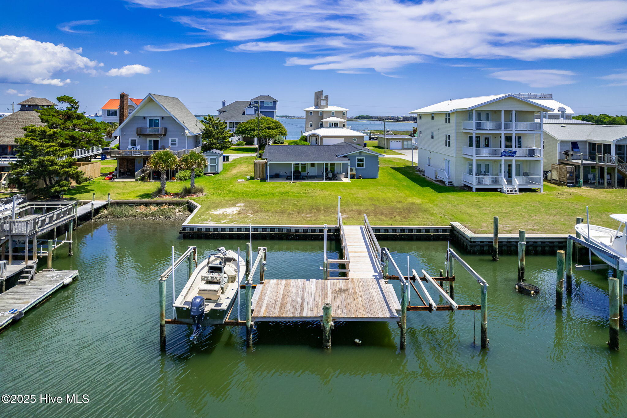 145 Bayview Boulevard