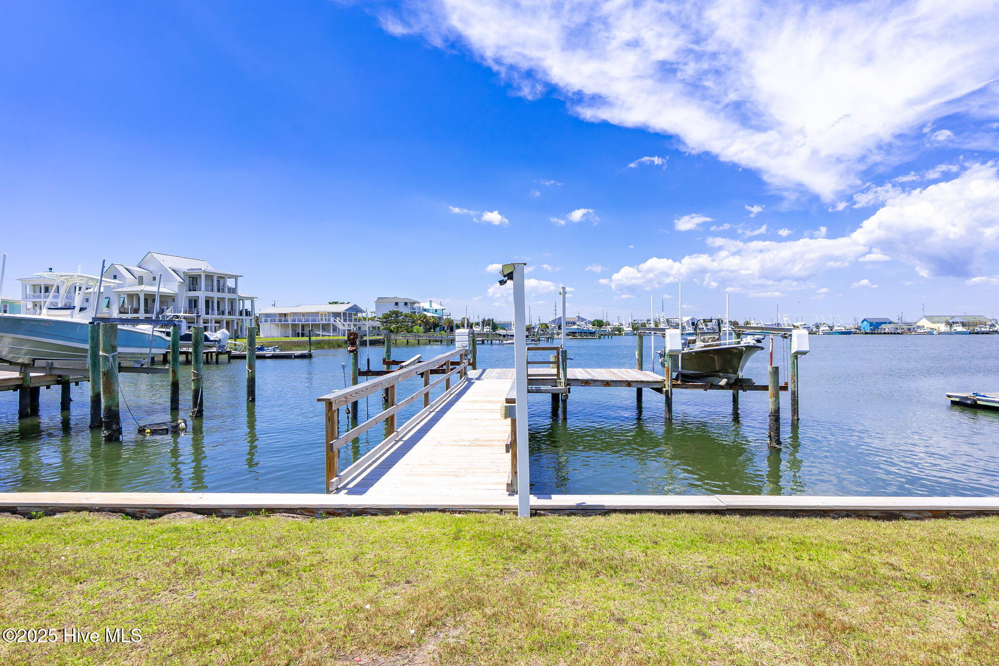 145 Bayview Boulevard