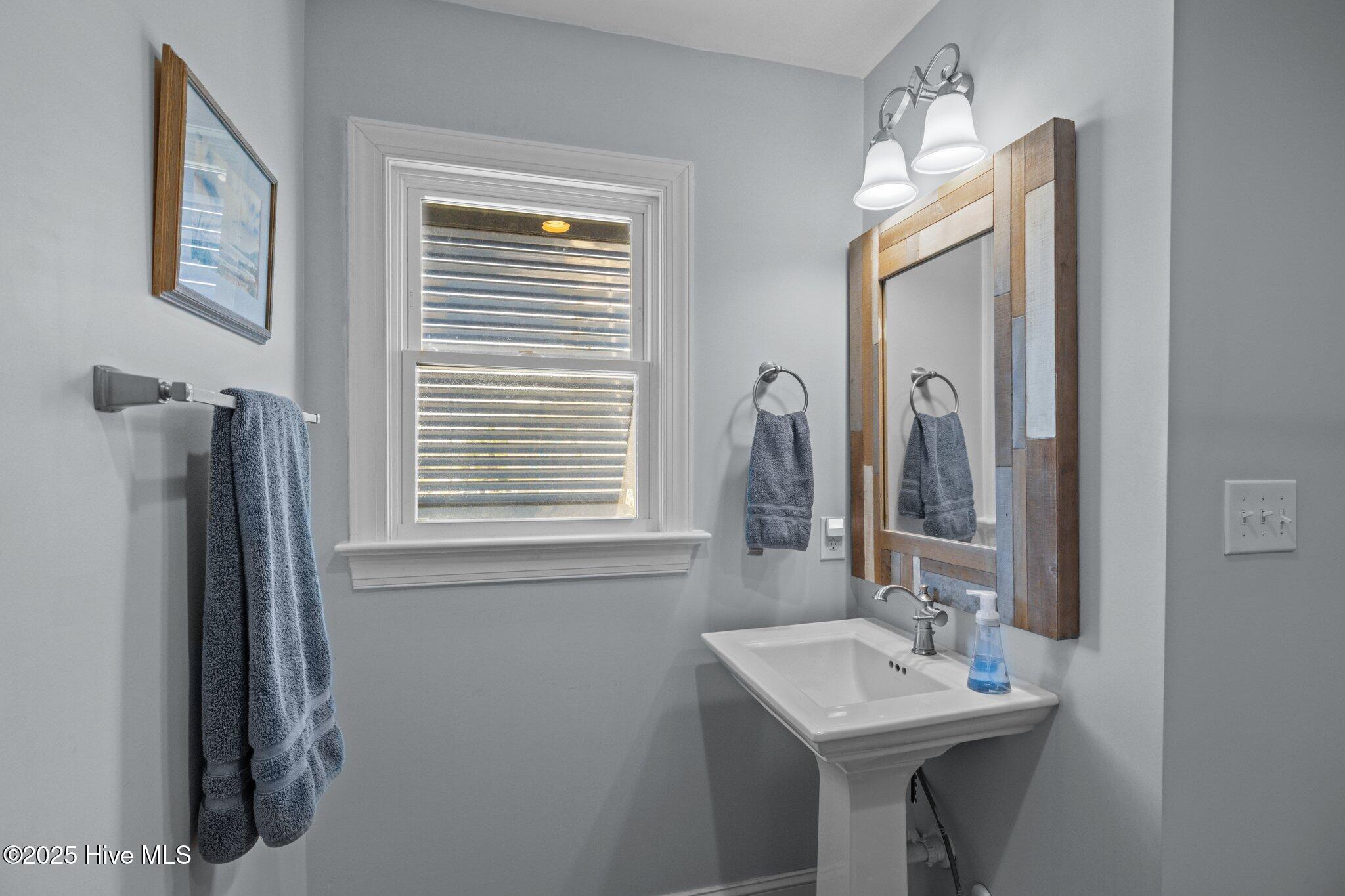 141 Bayview Boulevard