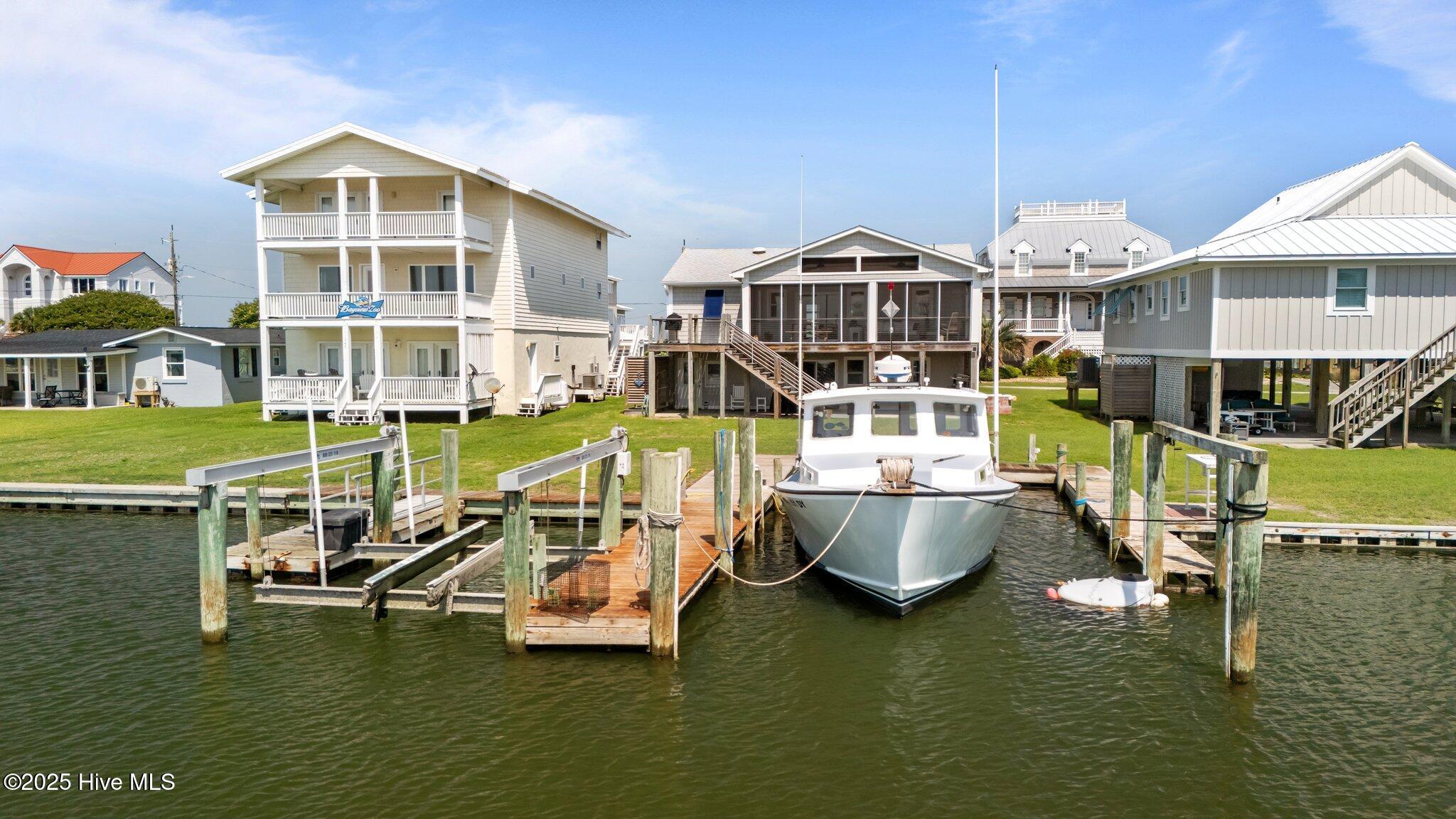 141 Bayview Boulevard