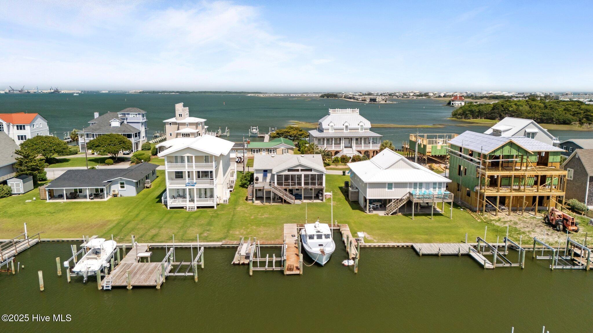 141 Bayview Boulevard