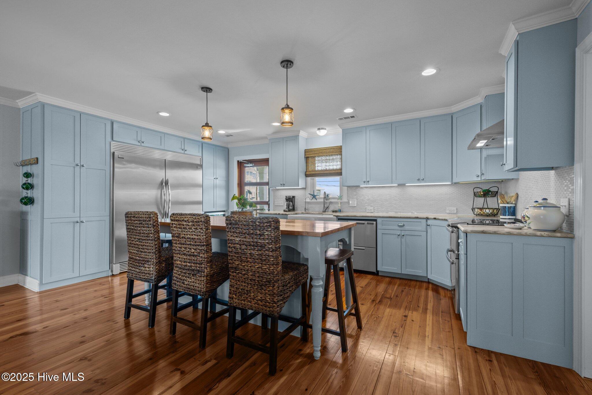 141 Bayview Boulevard