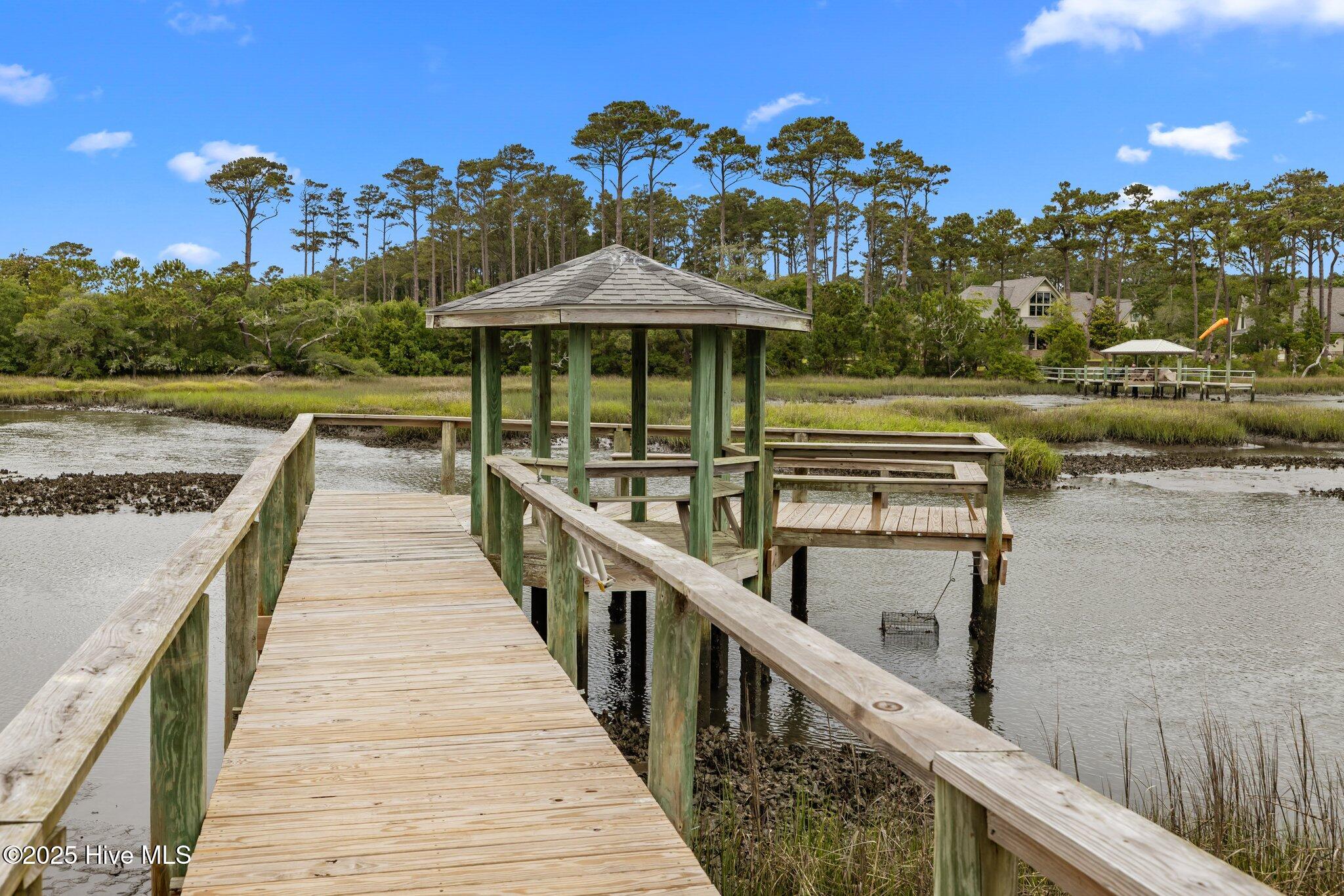 210 3 & 4 Winding Woods Way