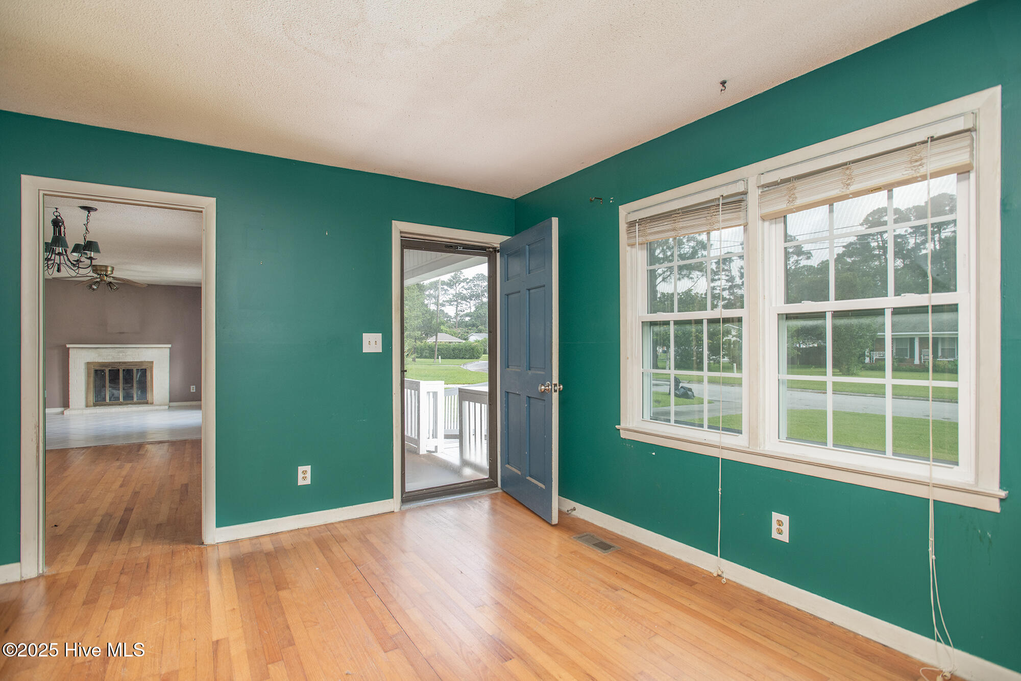 2403 Emeline Place