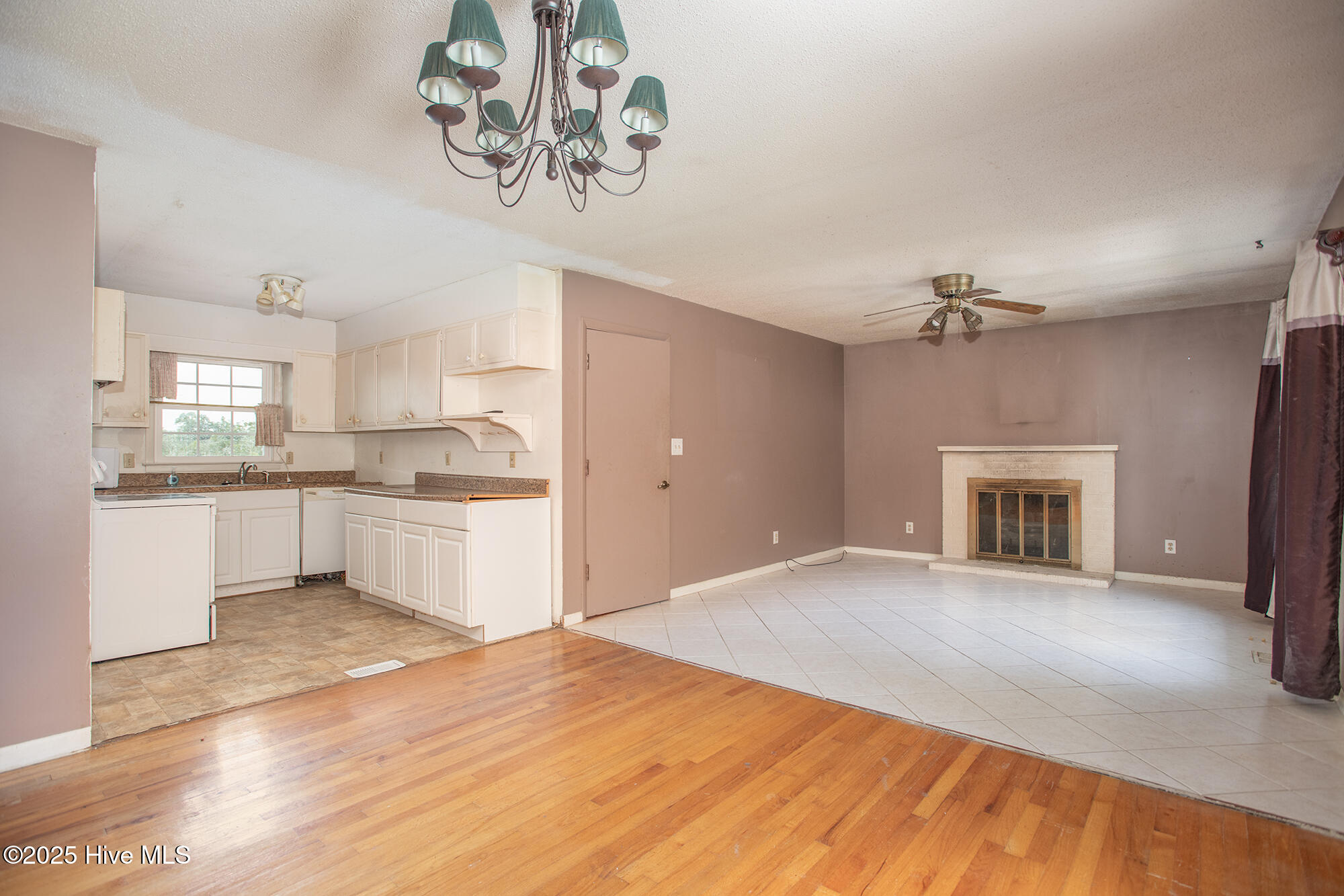 2403 Emeline Place