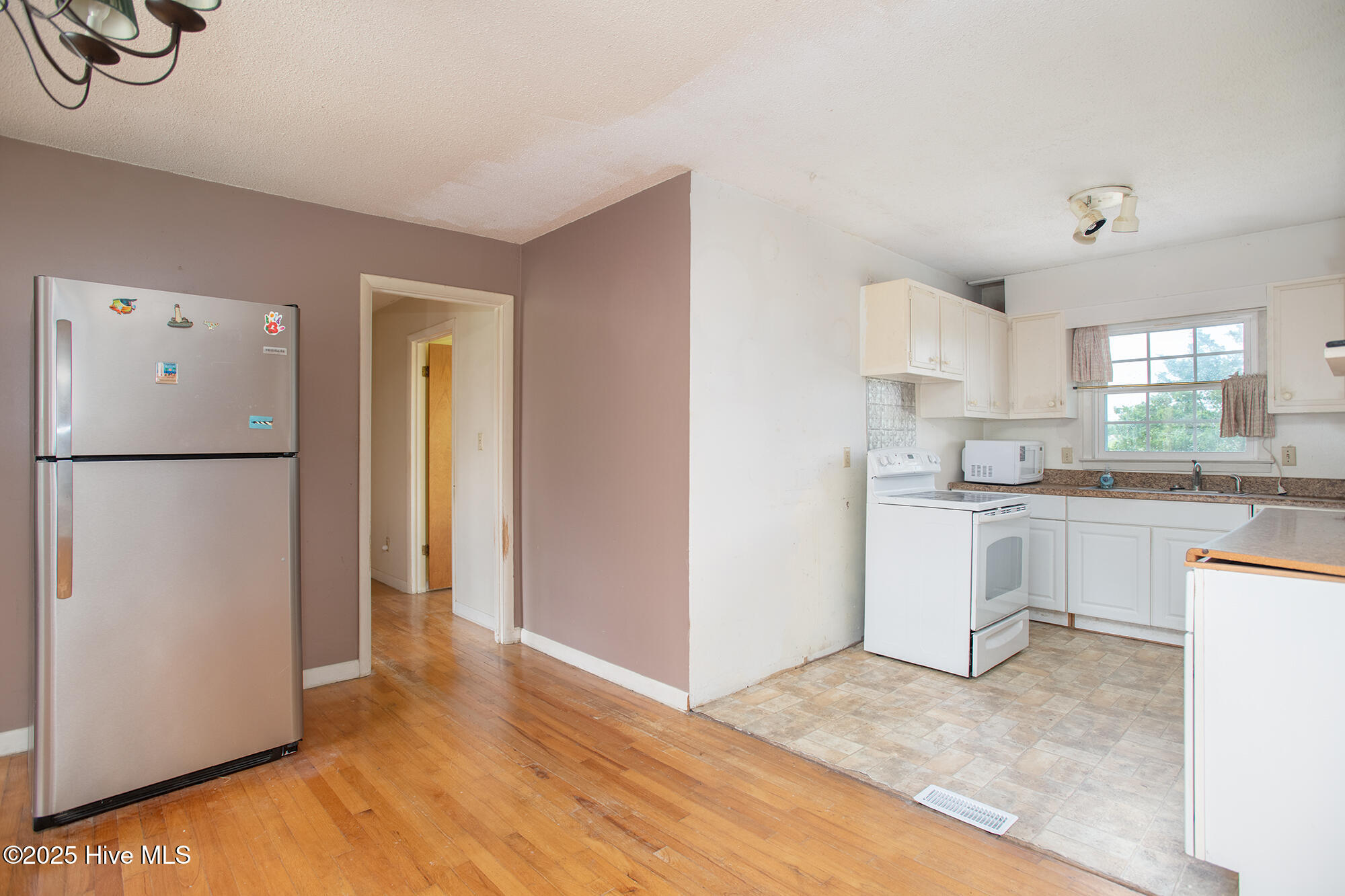 2403 Emeline Place
