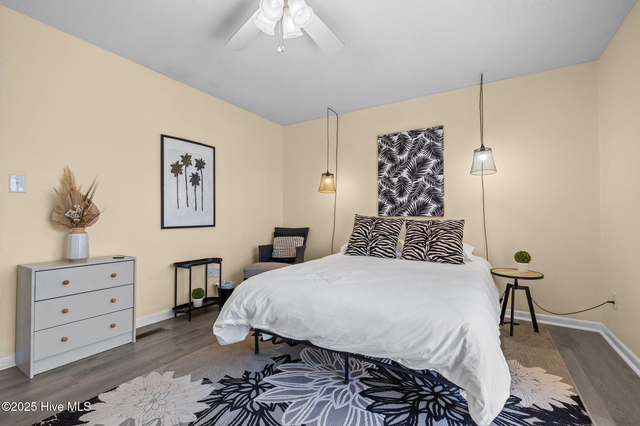 119 Center Drive, C (3)