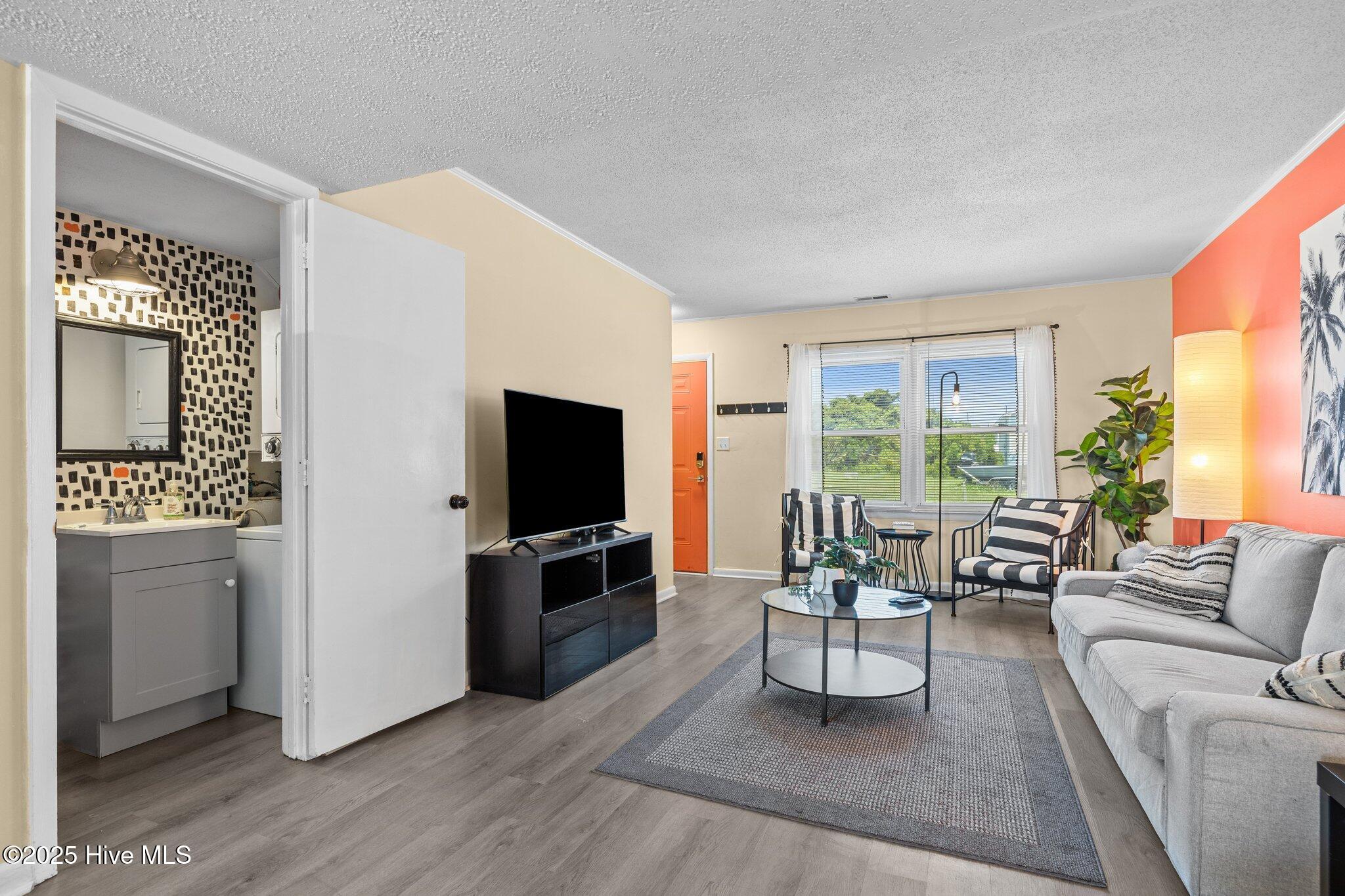 119 Center Drive, C (3)