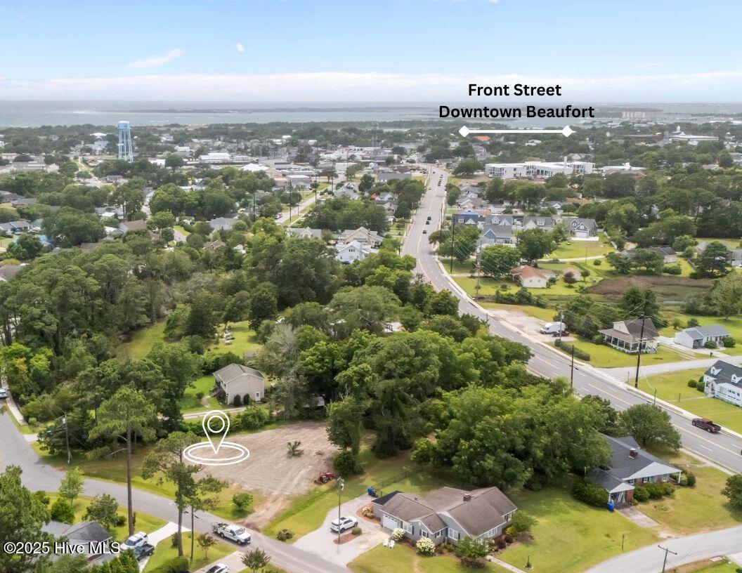 201 Sherwood Boulevard