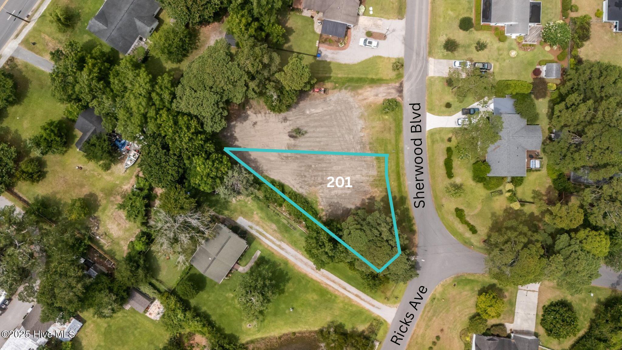 201 Sherwood Boulevard
