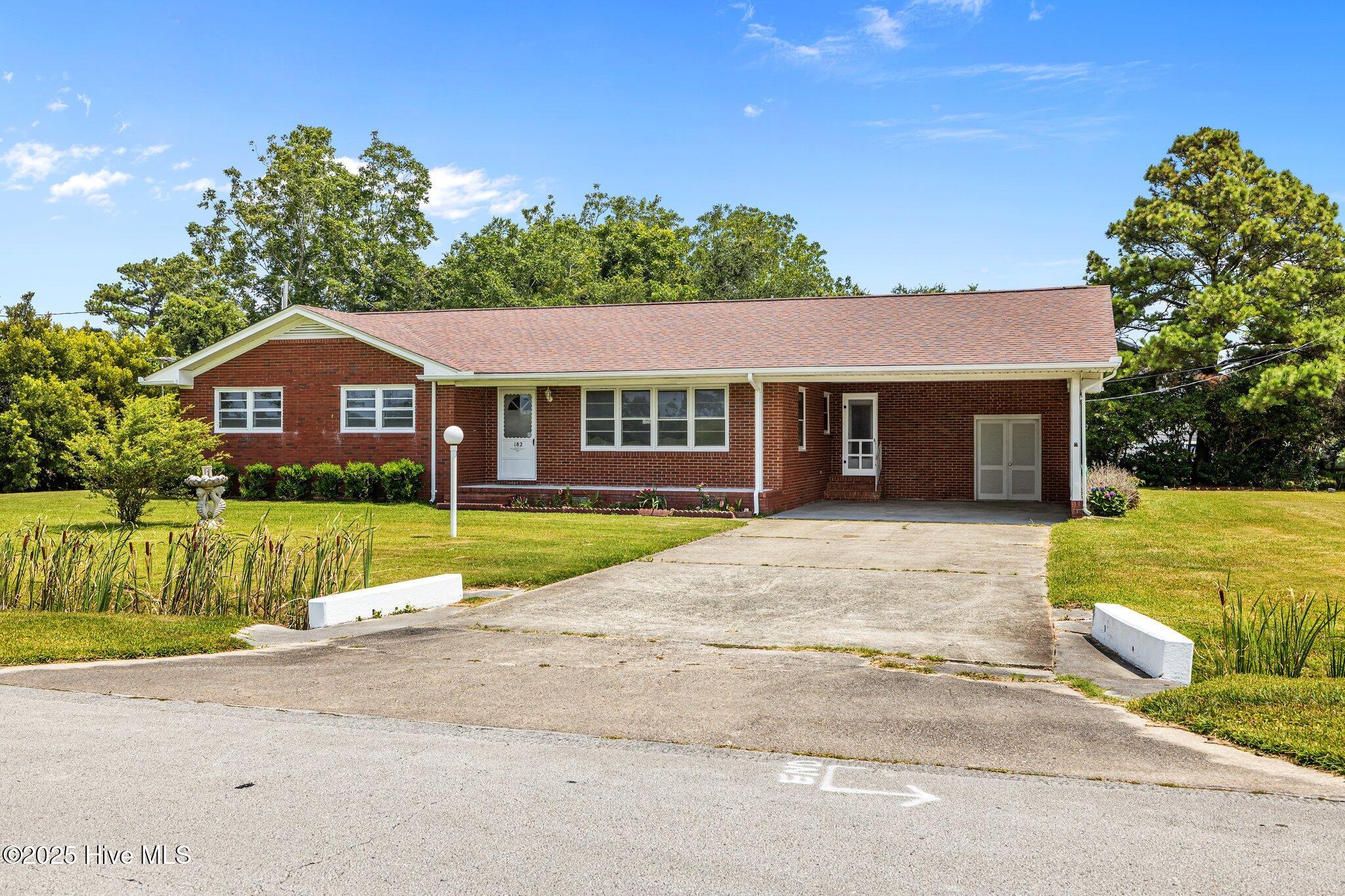 182 Copeland Road