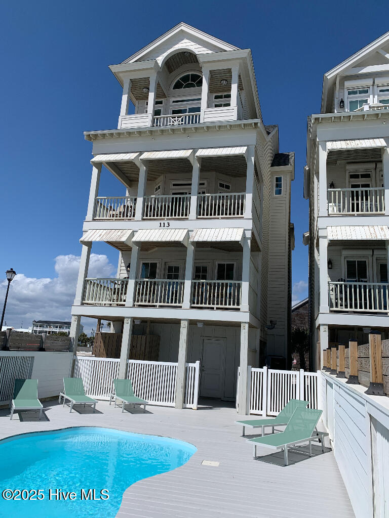 113 Atlantic Boulevard