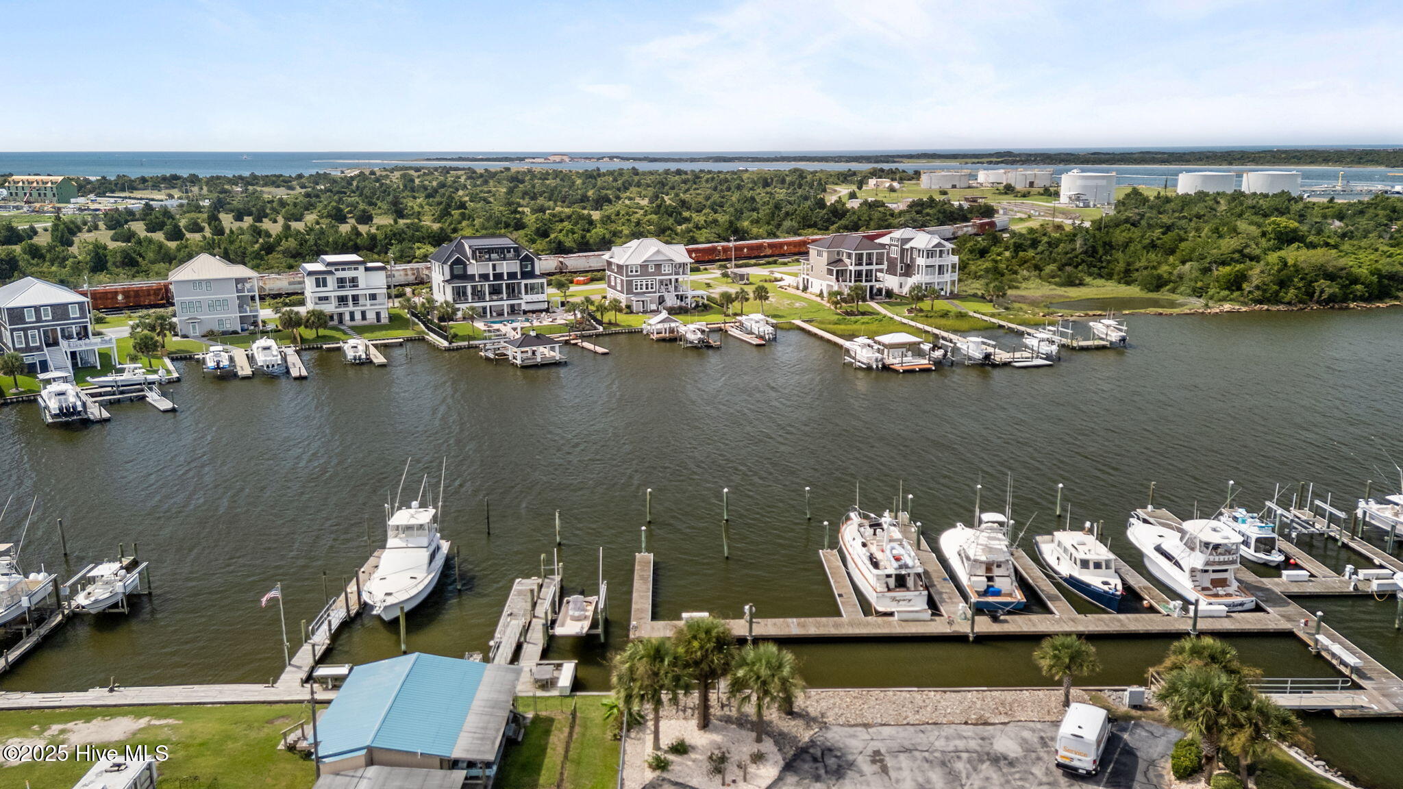 108 Old Cswy Road, Slip 80