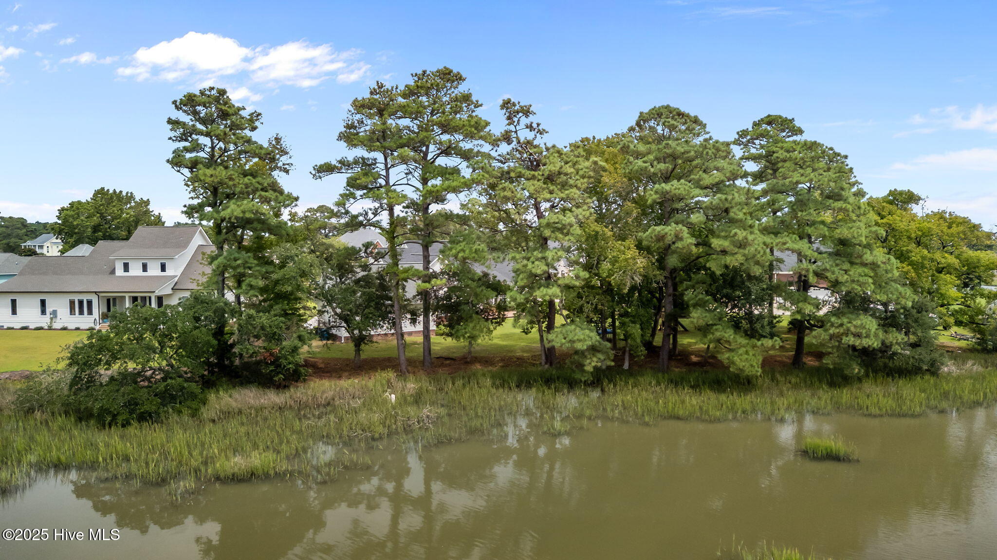 1401 Dills Creek Lane