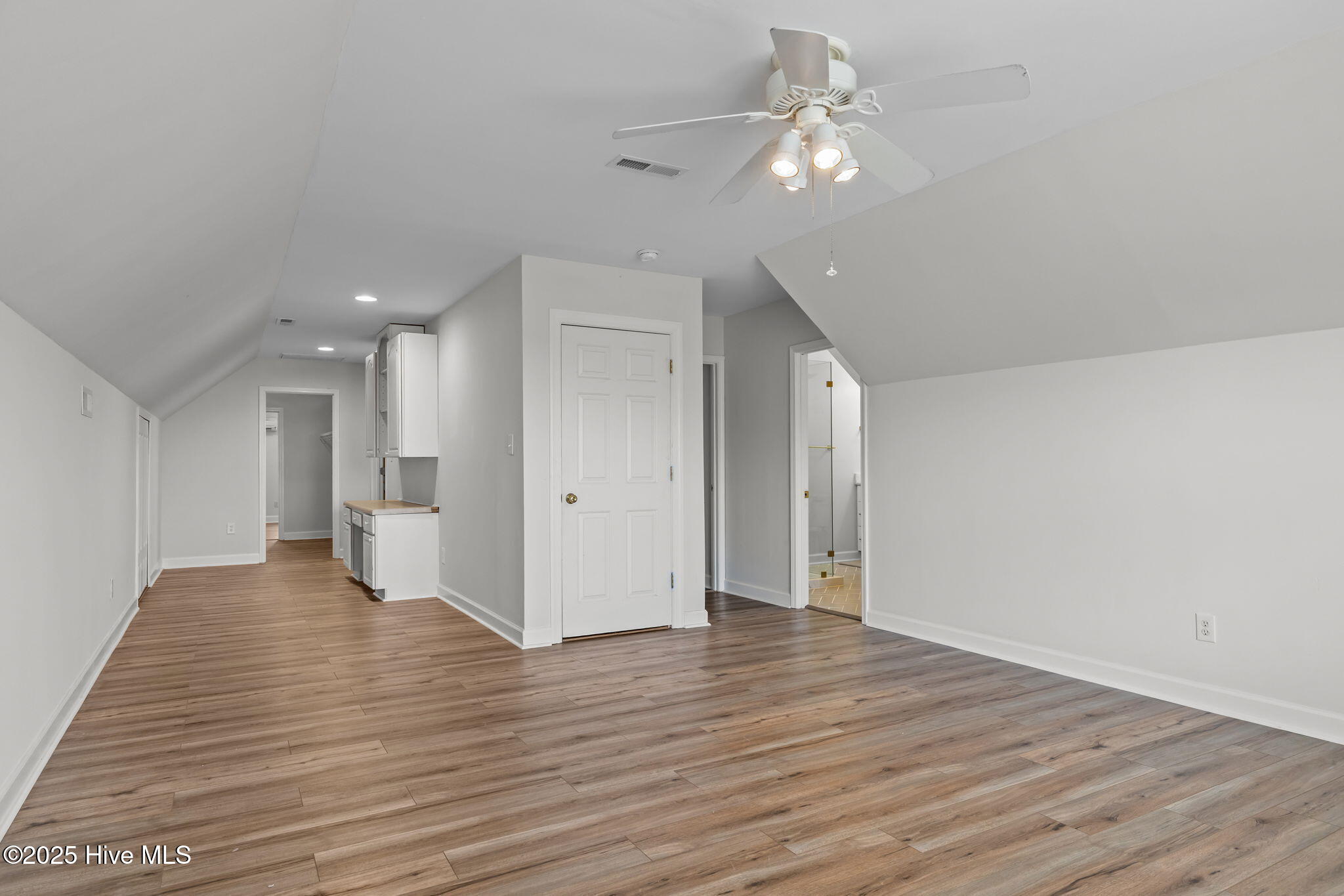 1401 Dills Creek Lane