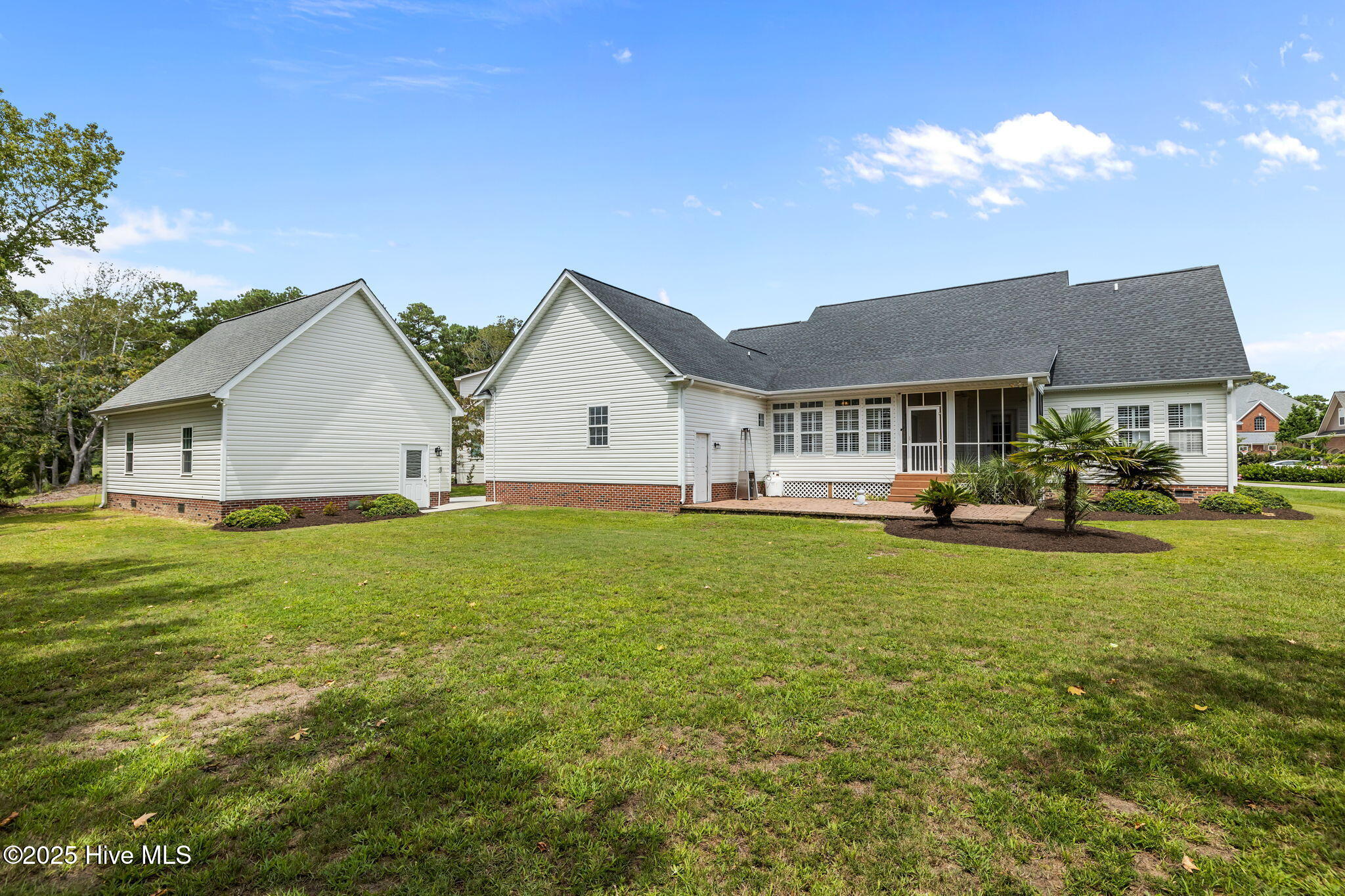 1401 Dills Creek Lane