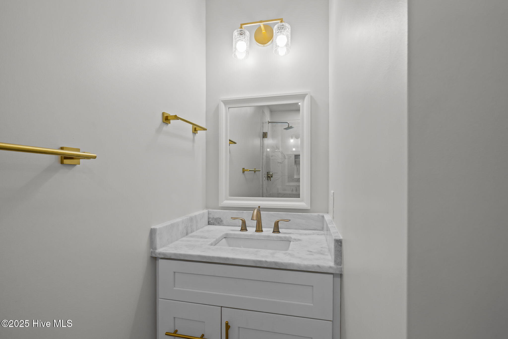 1401 Dills Creek Lane