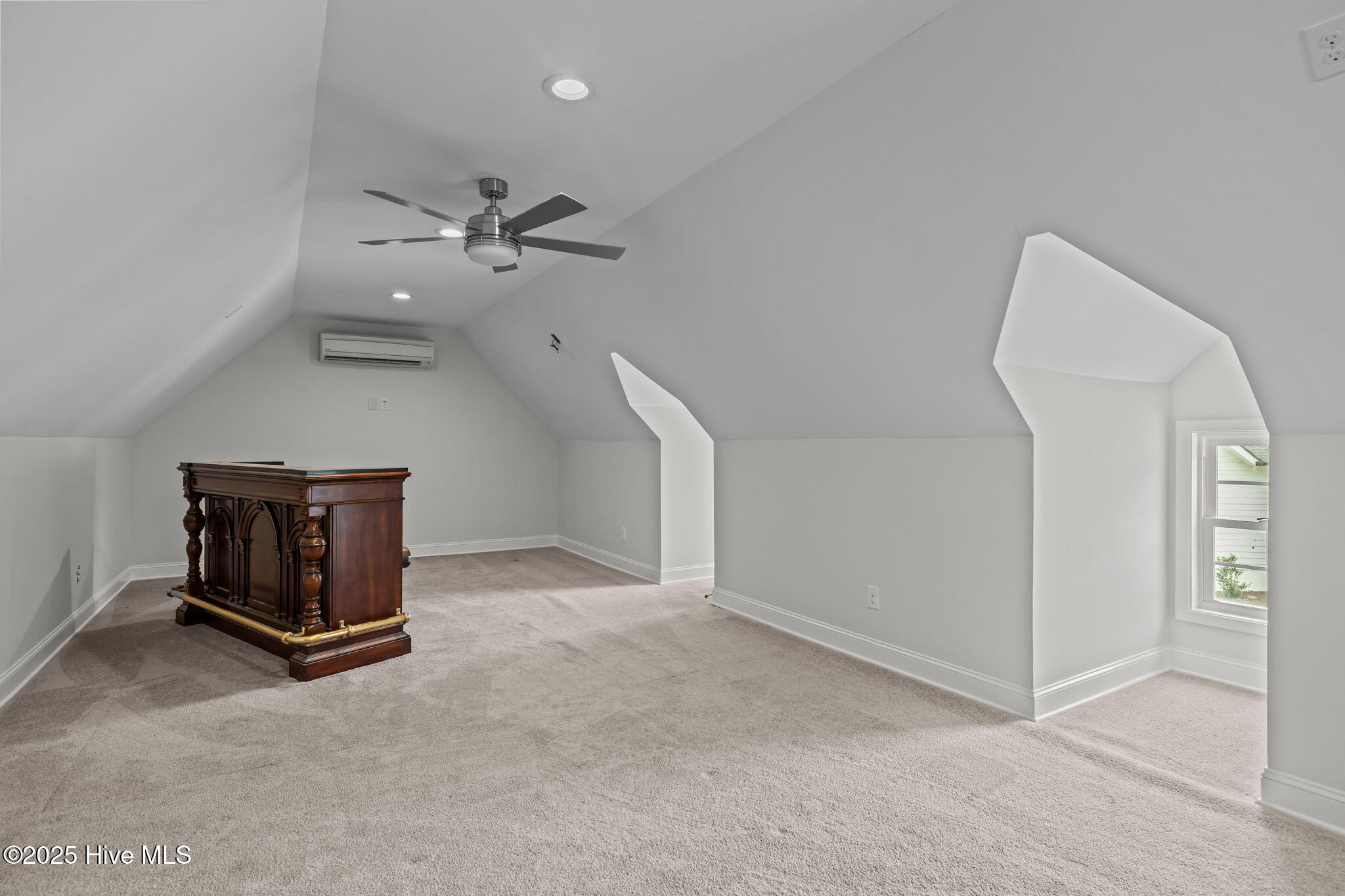 1401 Dills Creek Lane