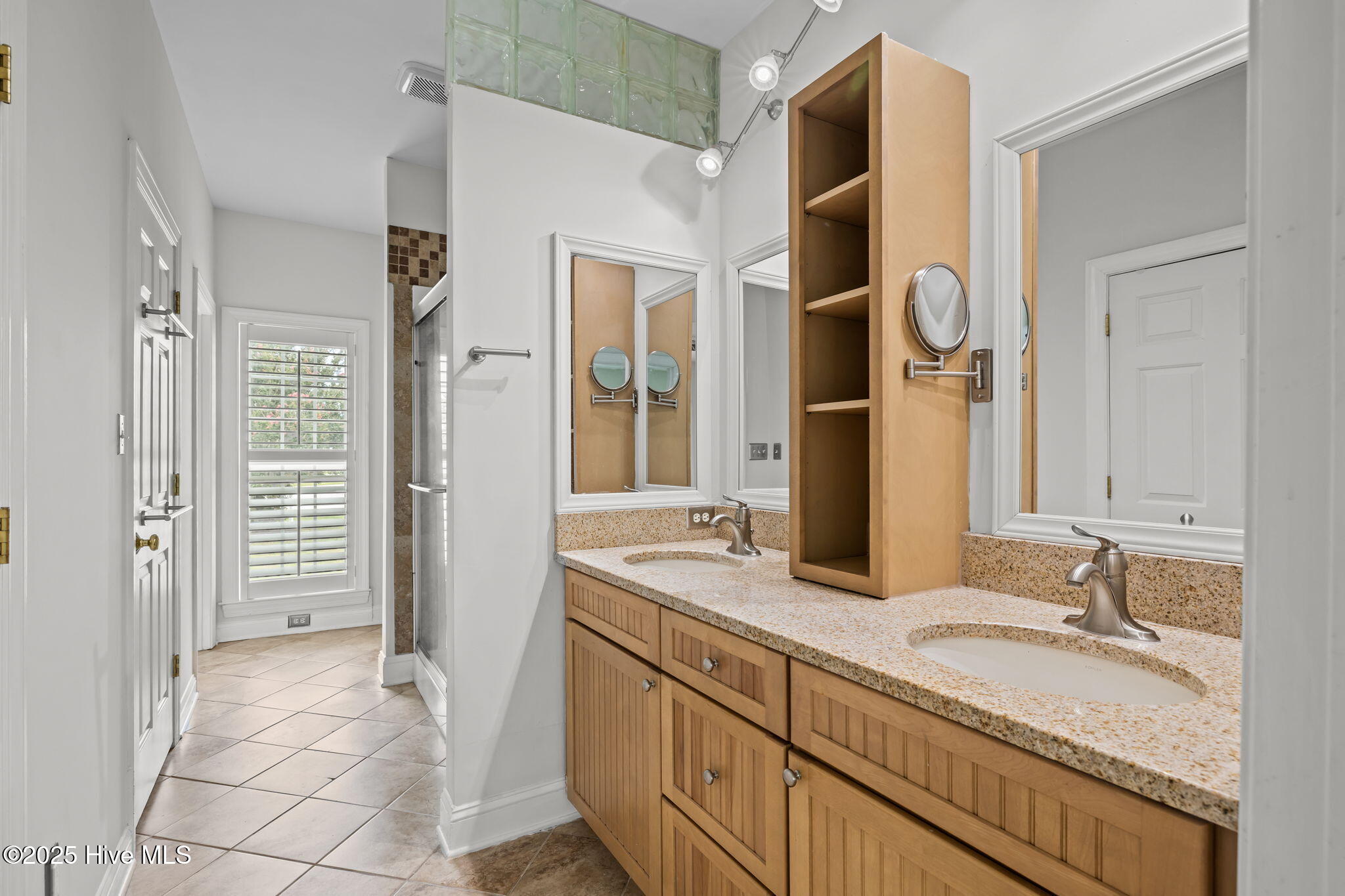 1401 Dills Creek Lane