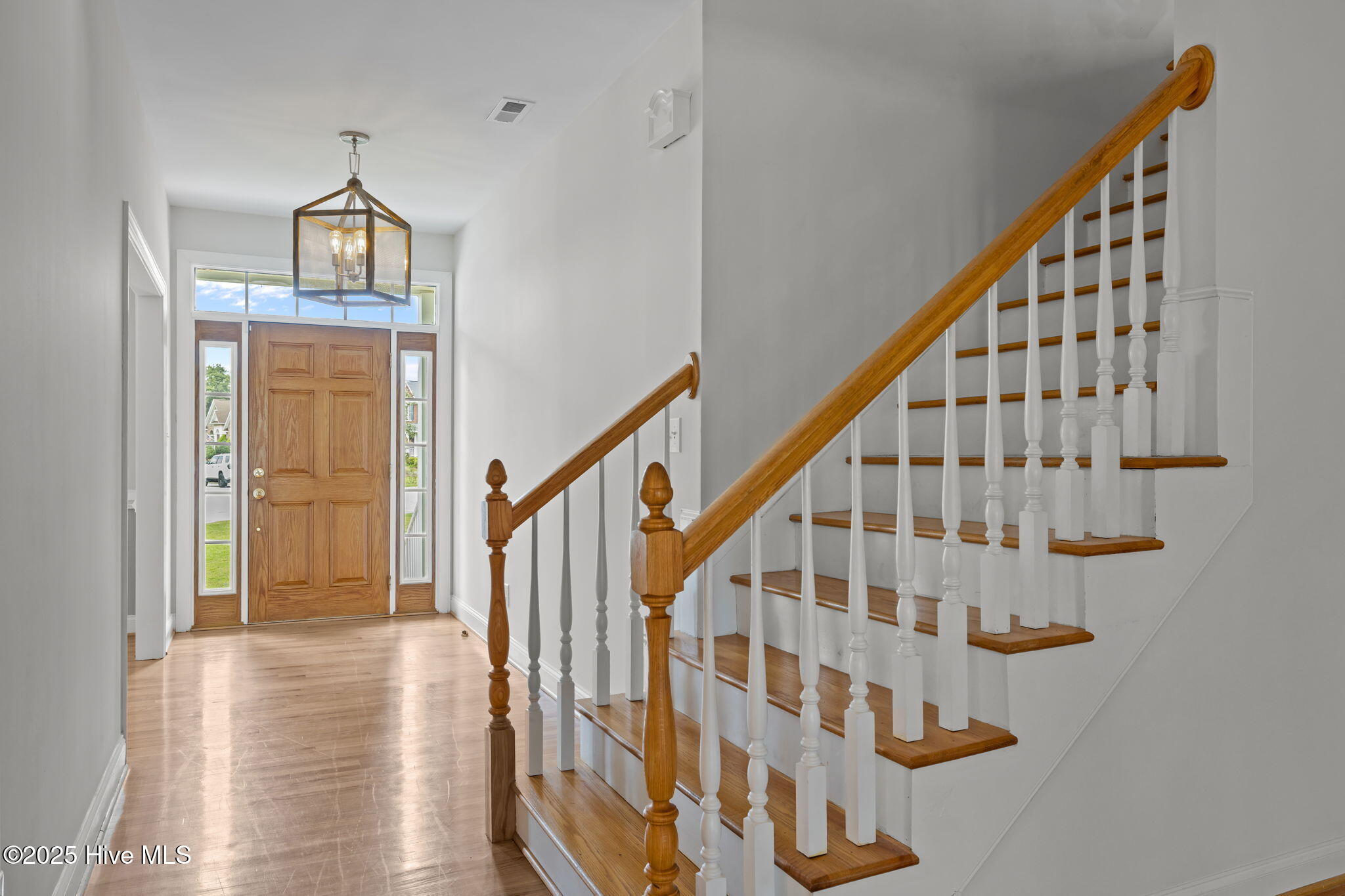 1401 Dills Creek Lane