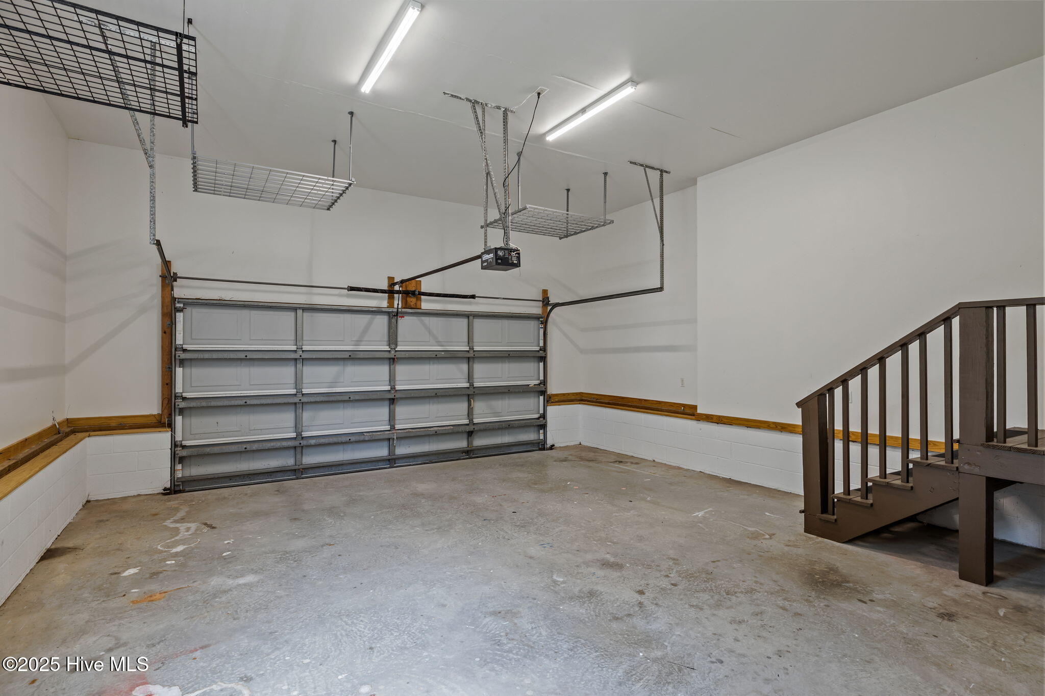 1401 Dills Creek Lane