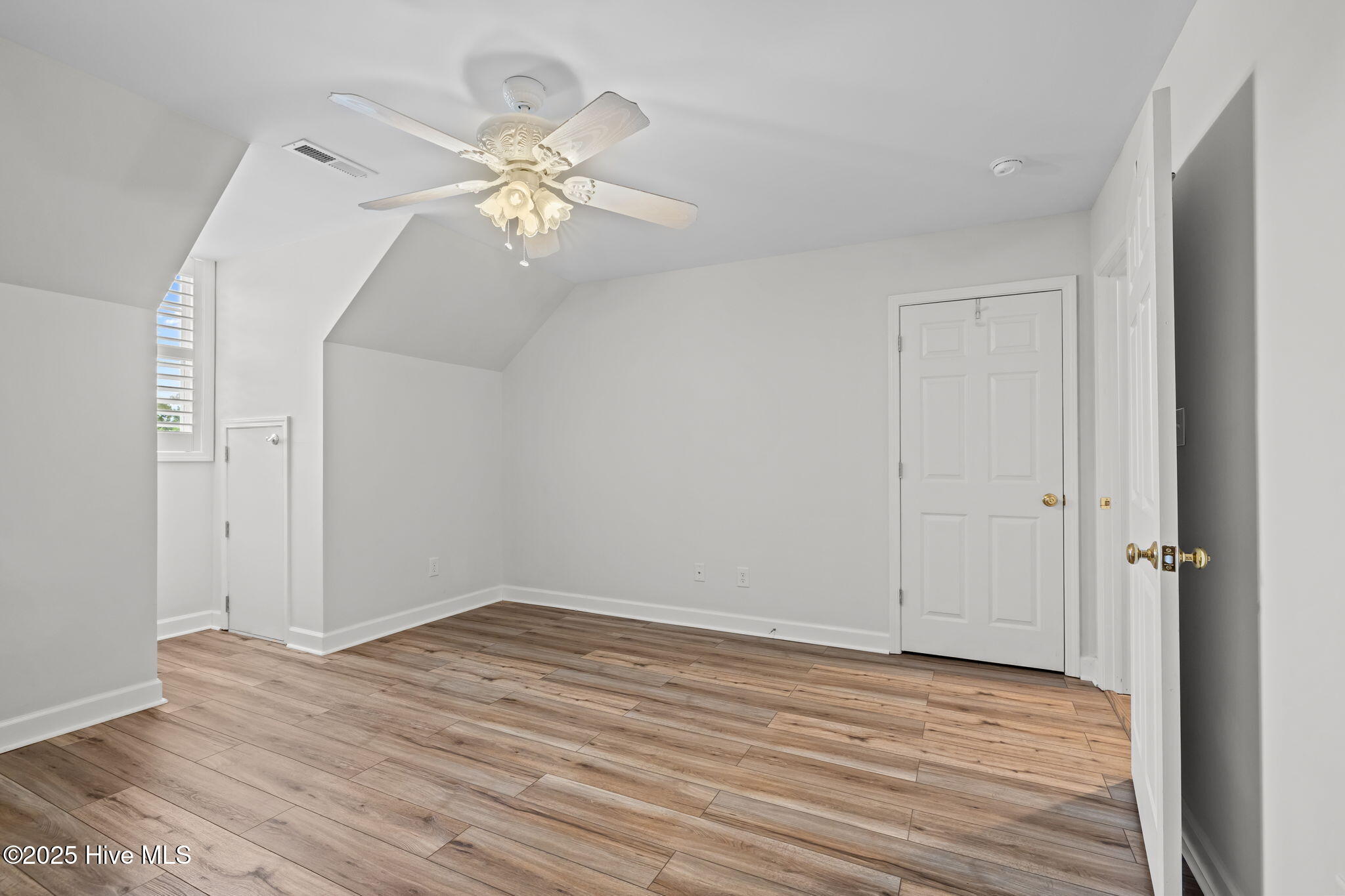 1401 Dills Creek Lane