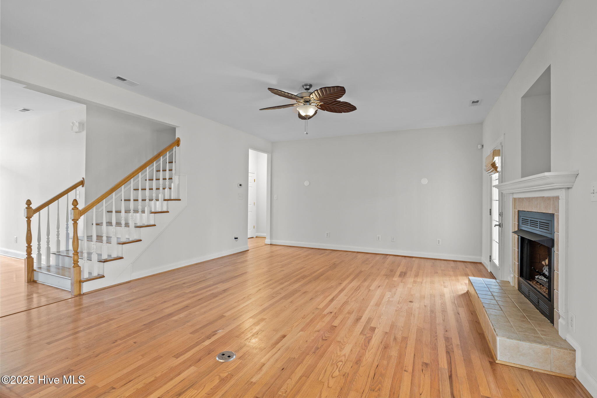 1401 Dills Creek Lane
