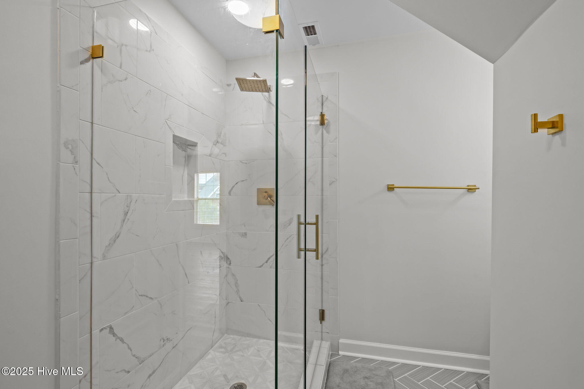 1401 Dills Creek Lane