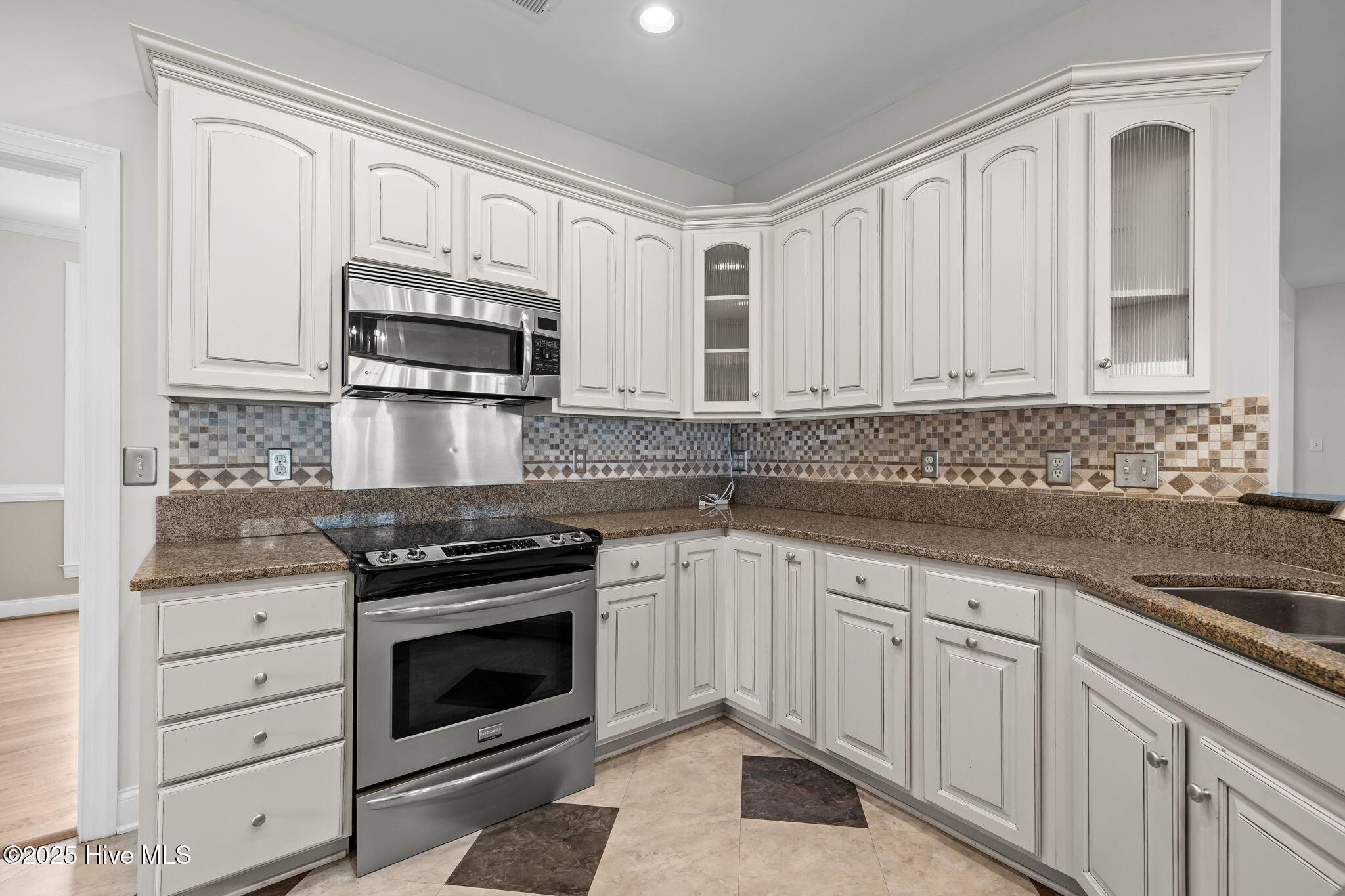 1401 Dills Creek Lane