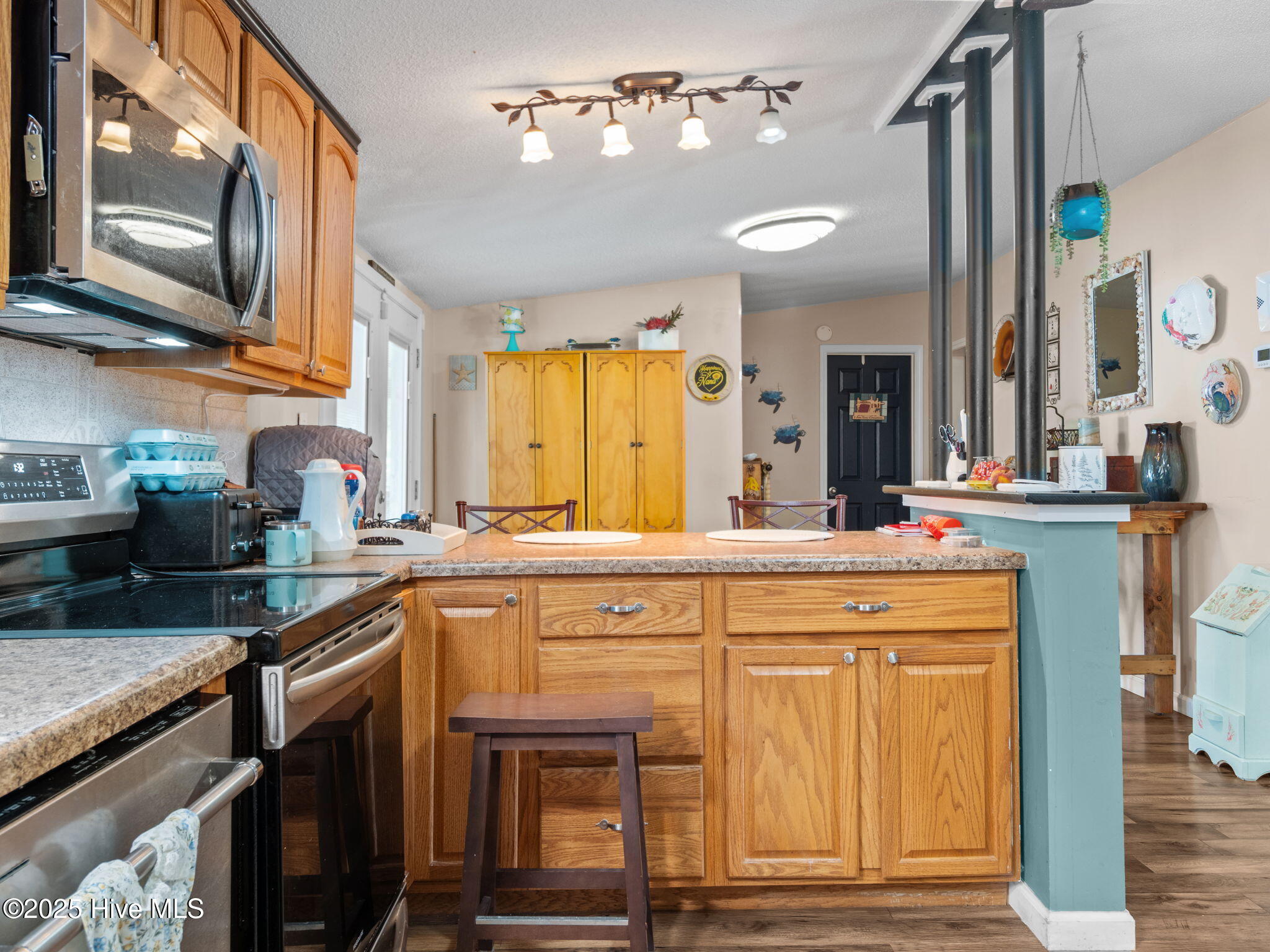 339 E Southwinds Drive