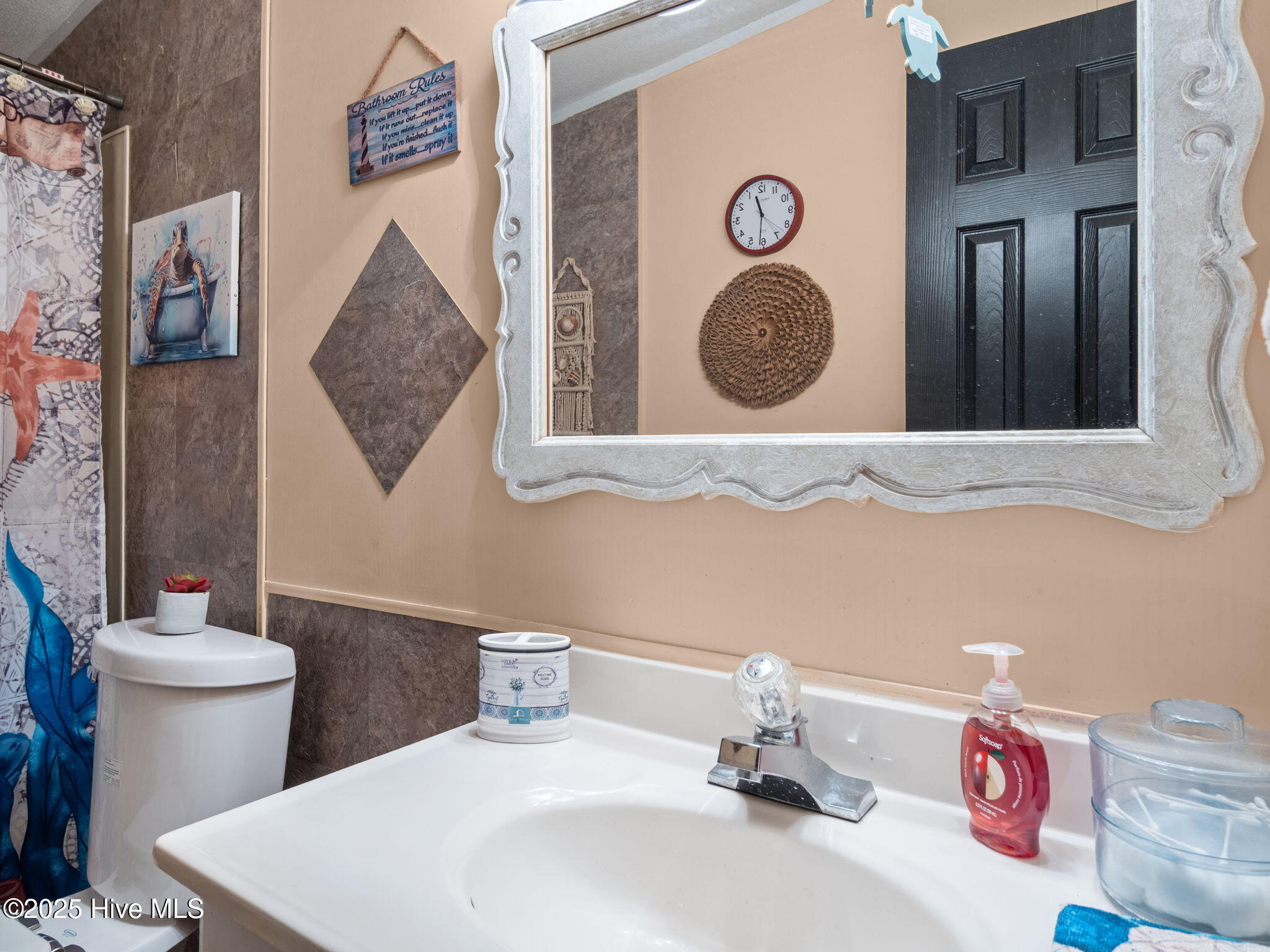 339 E Southwinds Drive