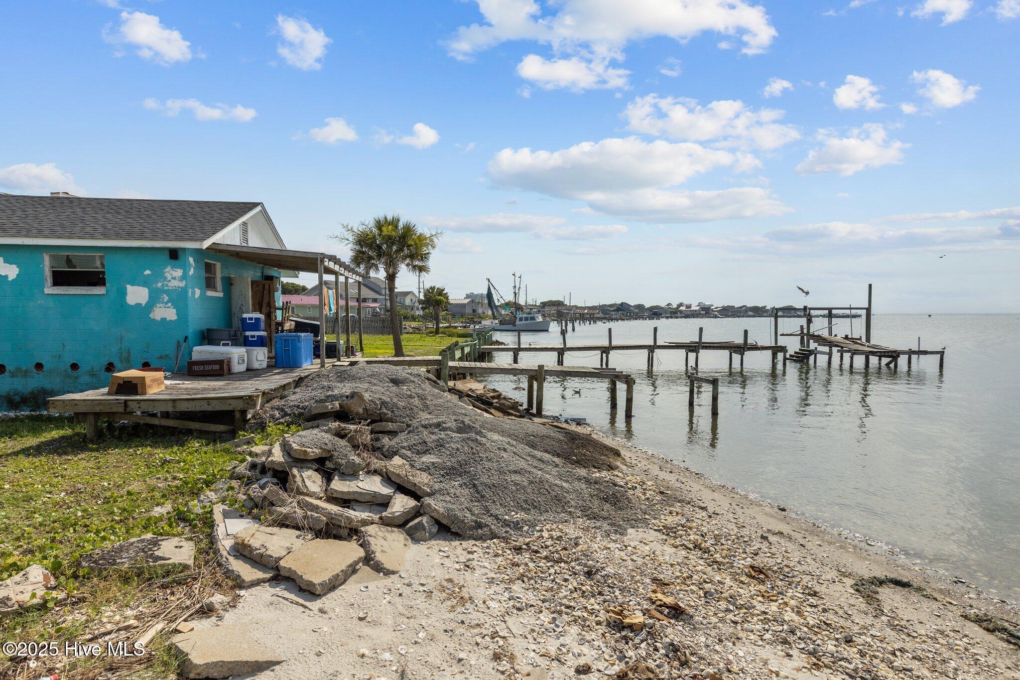 1024 Salter Path Road