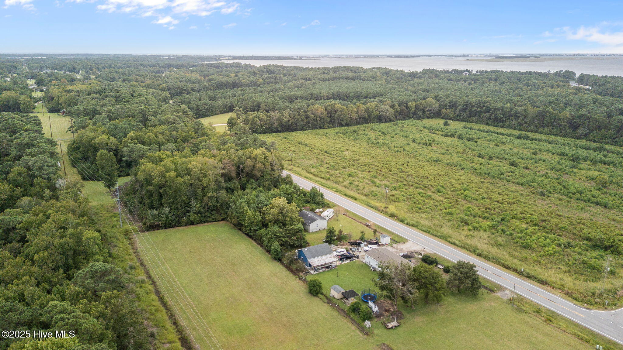 1522 Highway 101