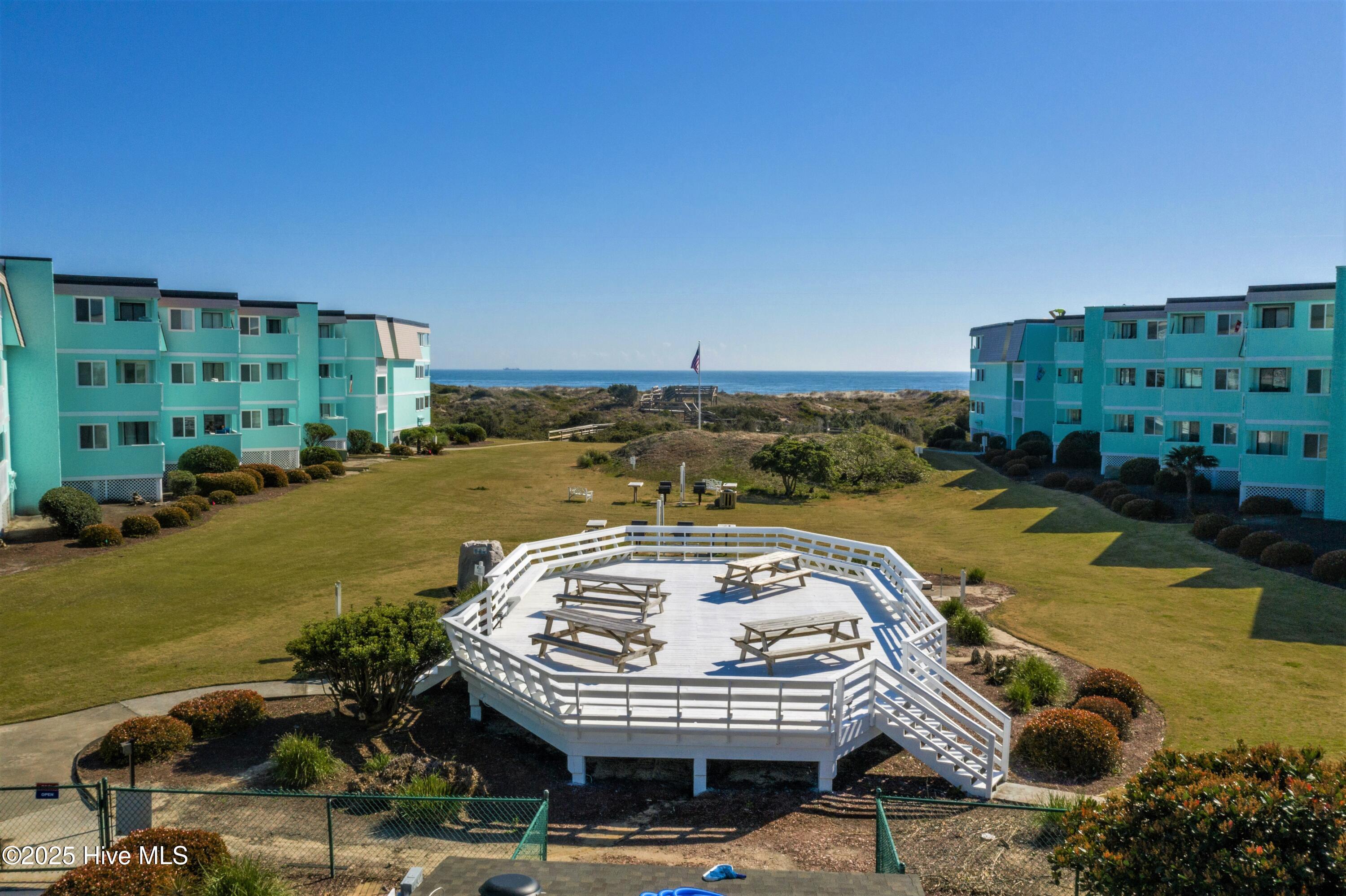 301 E Commerce Way Road, 258