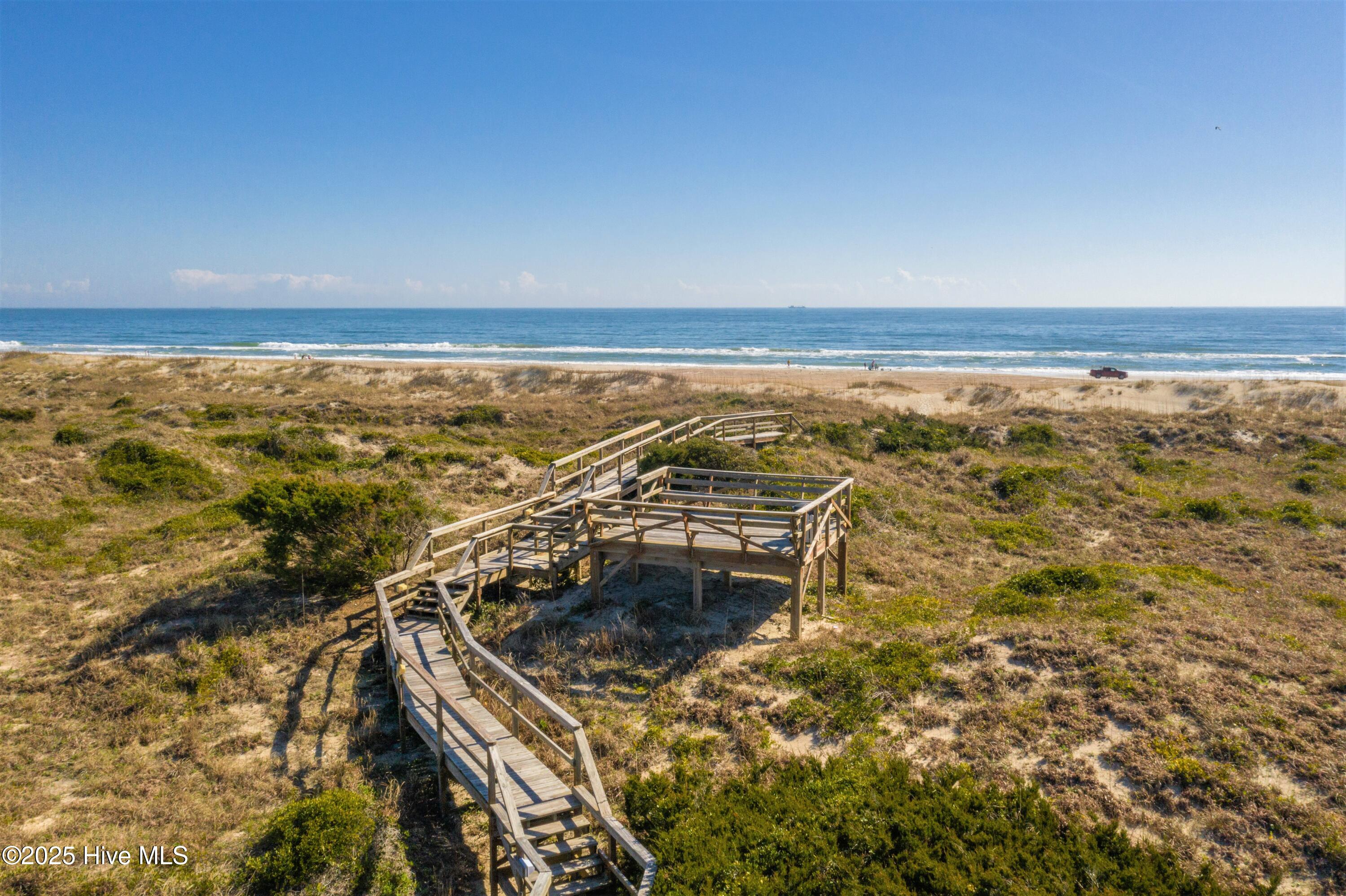 301 E Commerce Way Road, 258