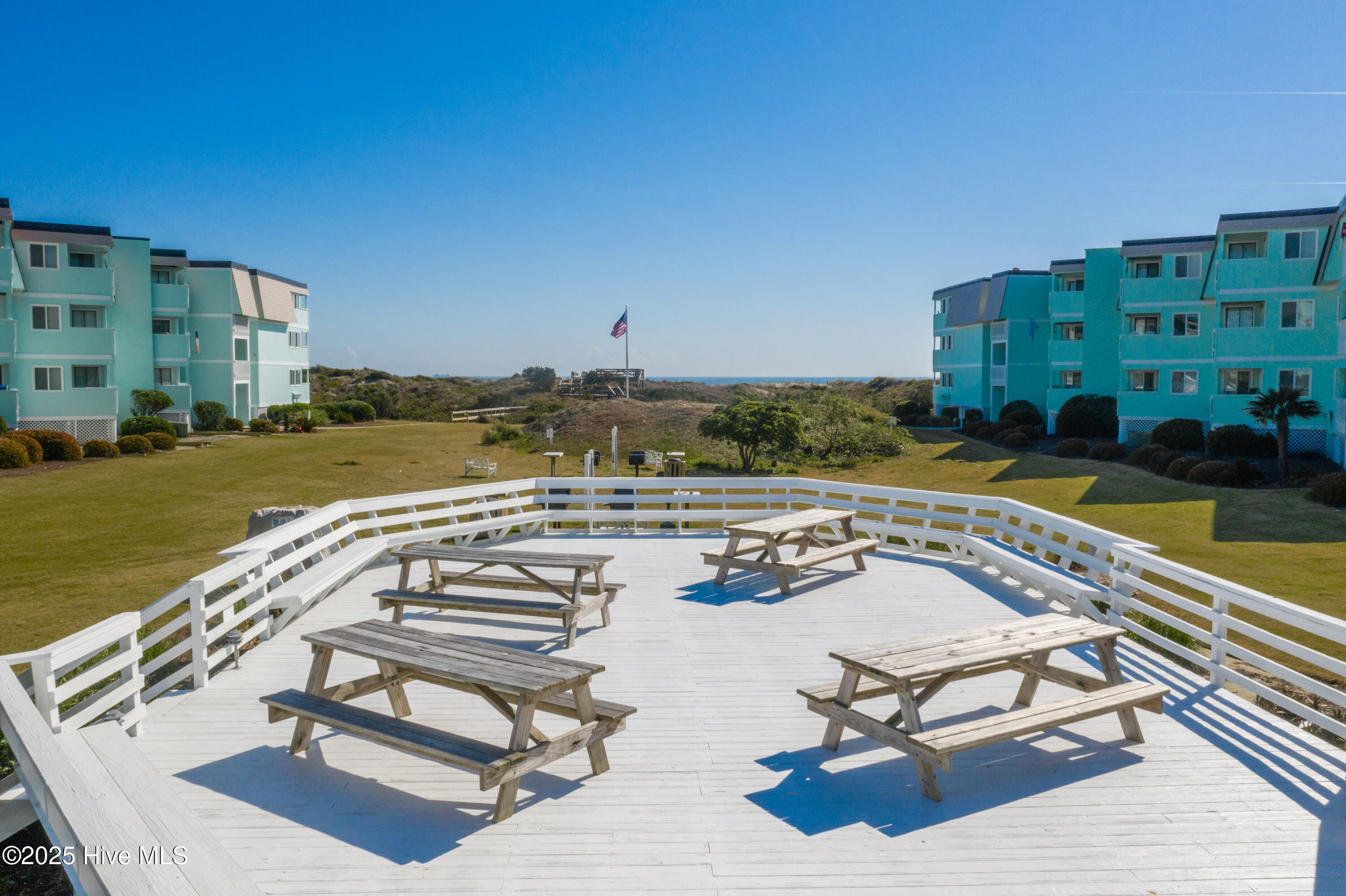 301 E Commerce Way Road, 258