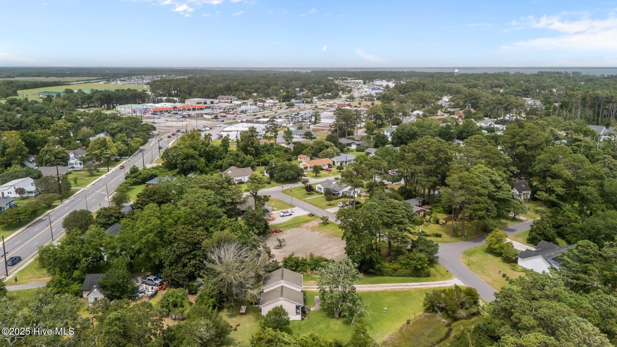 201-203 Sherwood Boulevard