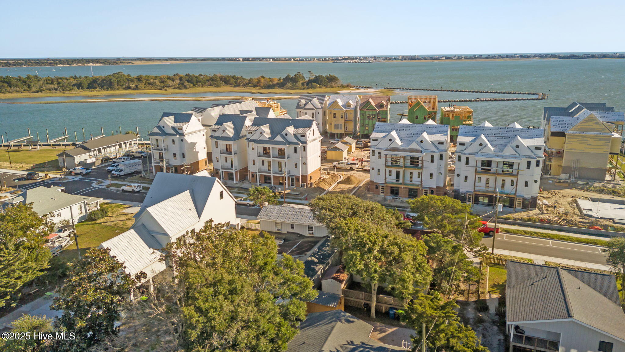 906 Shepard Street, Morehead City