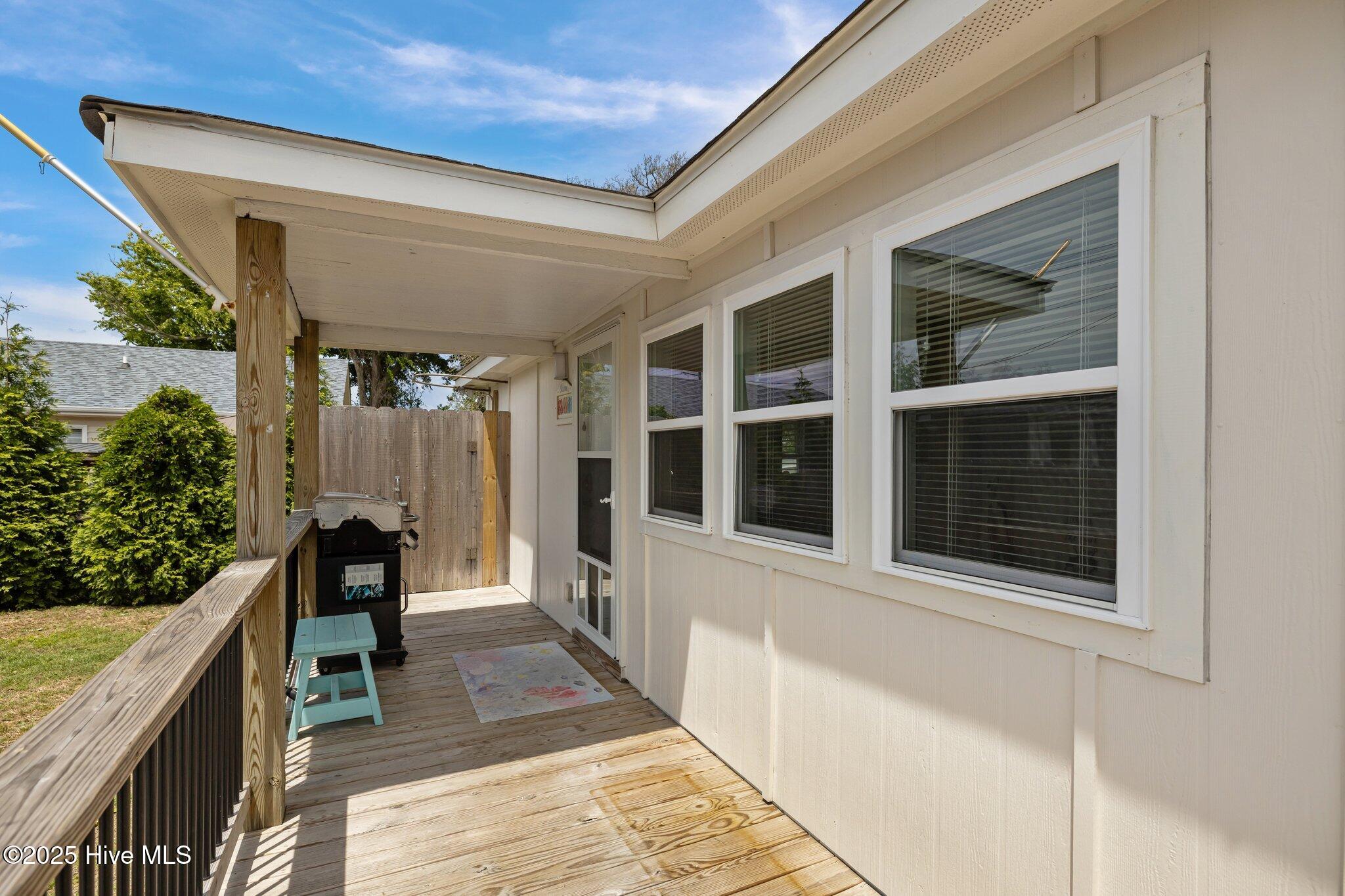 717 Cedar Street, 1/2